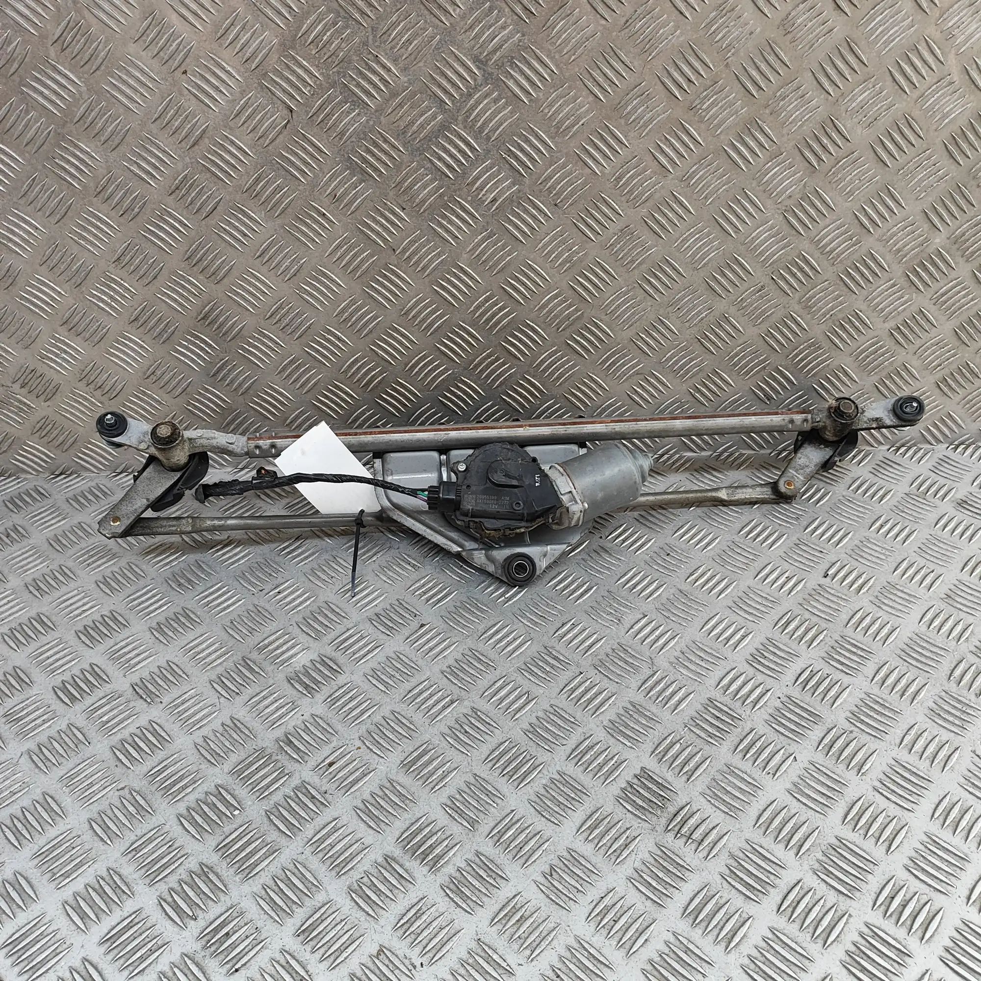 Chevrolet Camaro Front Windshield Wiper Mechanism Front Windshield Wiper Mechanism — CHEVROLET CA...