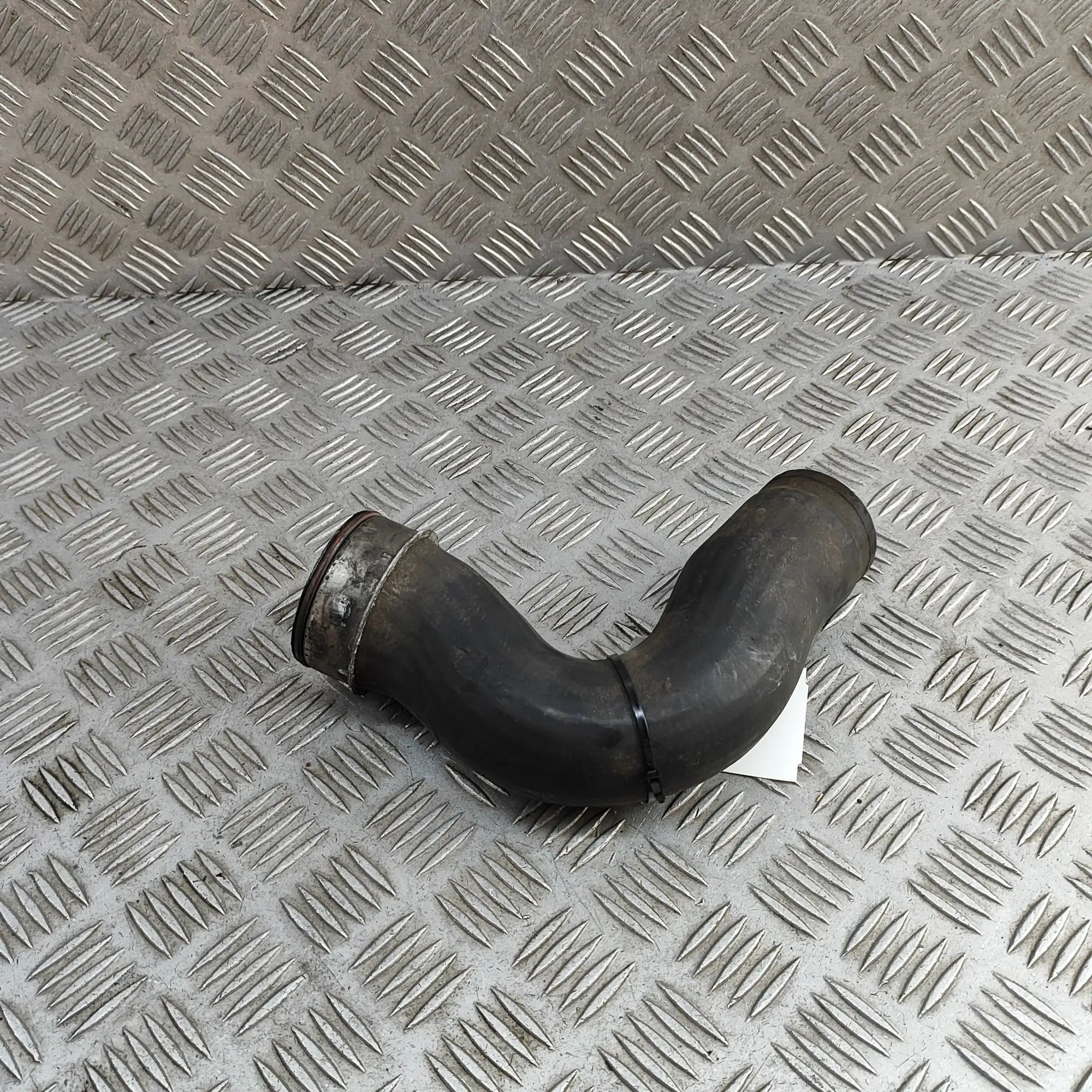 Mercedes-Benz 280SL - 600SL / SL (R129) Intercooler Hose Pipe Intercooler Hose Pipe — MERCEDES BENZ ML-CLASS ...