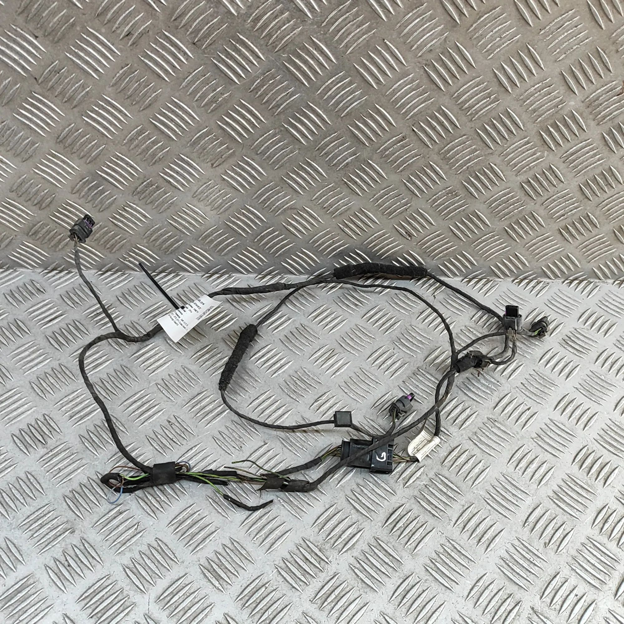 BMW X5 (F15) Rear Parking Sensor Wiring Loom Rear Parking Sensor Wiring Loom — BMW X5 (F15, ...