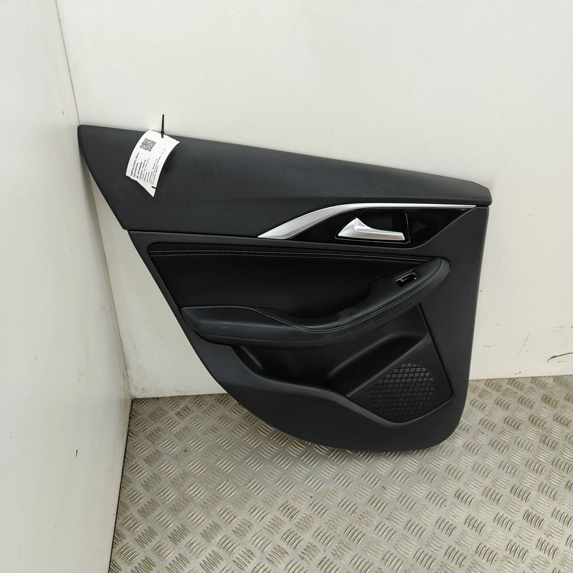 Infiniti Q30 Rear Left Door Panel Rear Left Door Panel — INFINITI Q30 (2015-...) ...