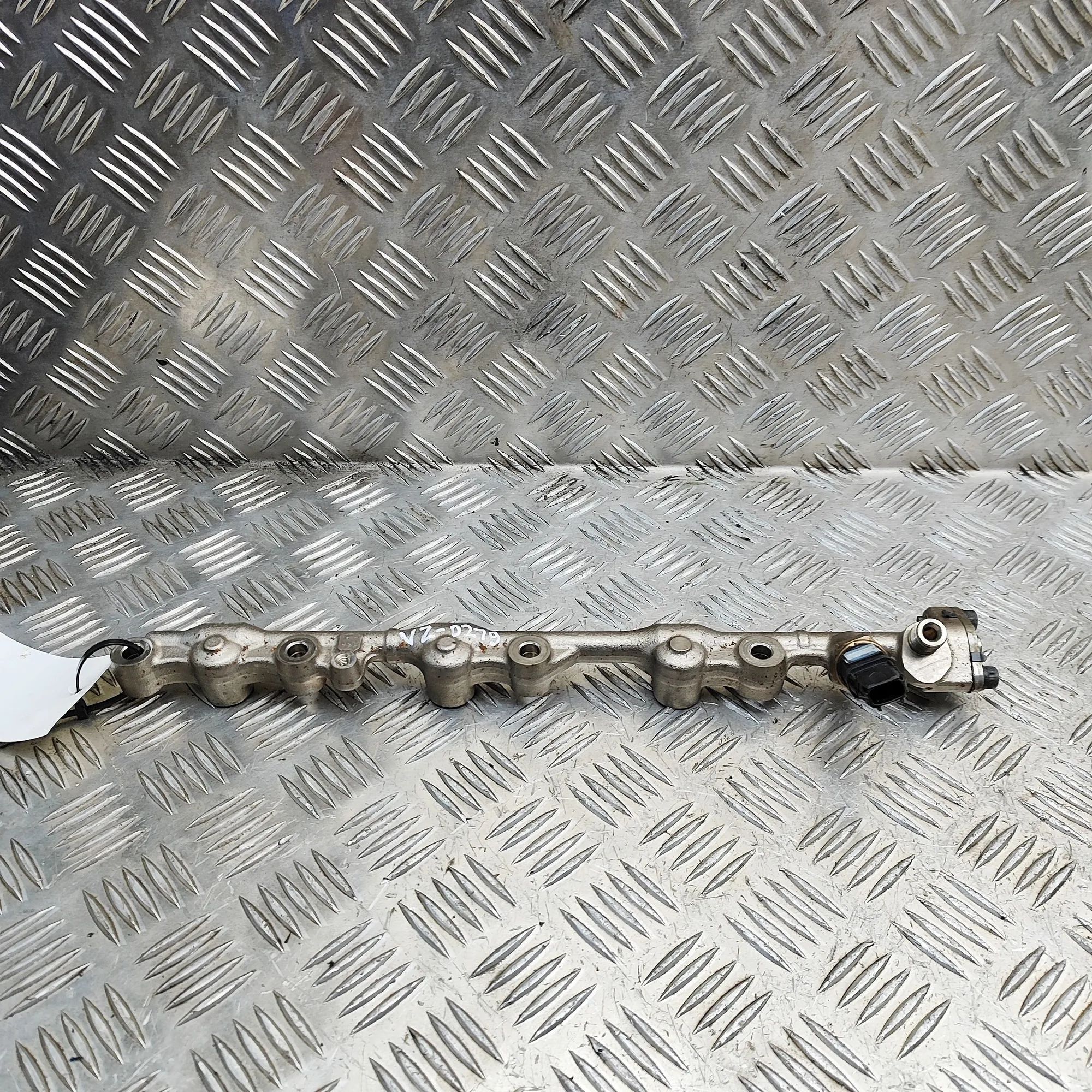 Lexus RX Fuel Rail Fuel rail — LEXUS RX (_L2_) (2015-...) — 23860-...