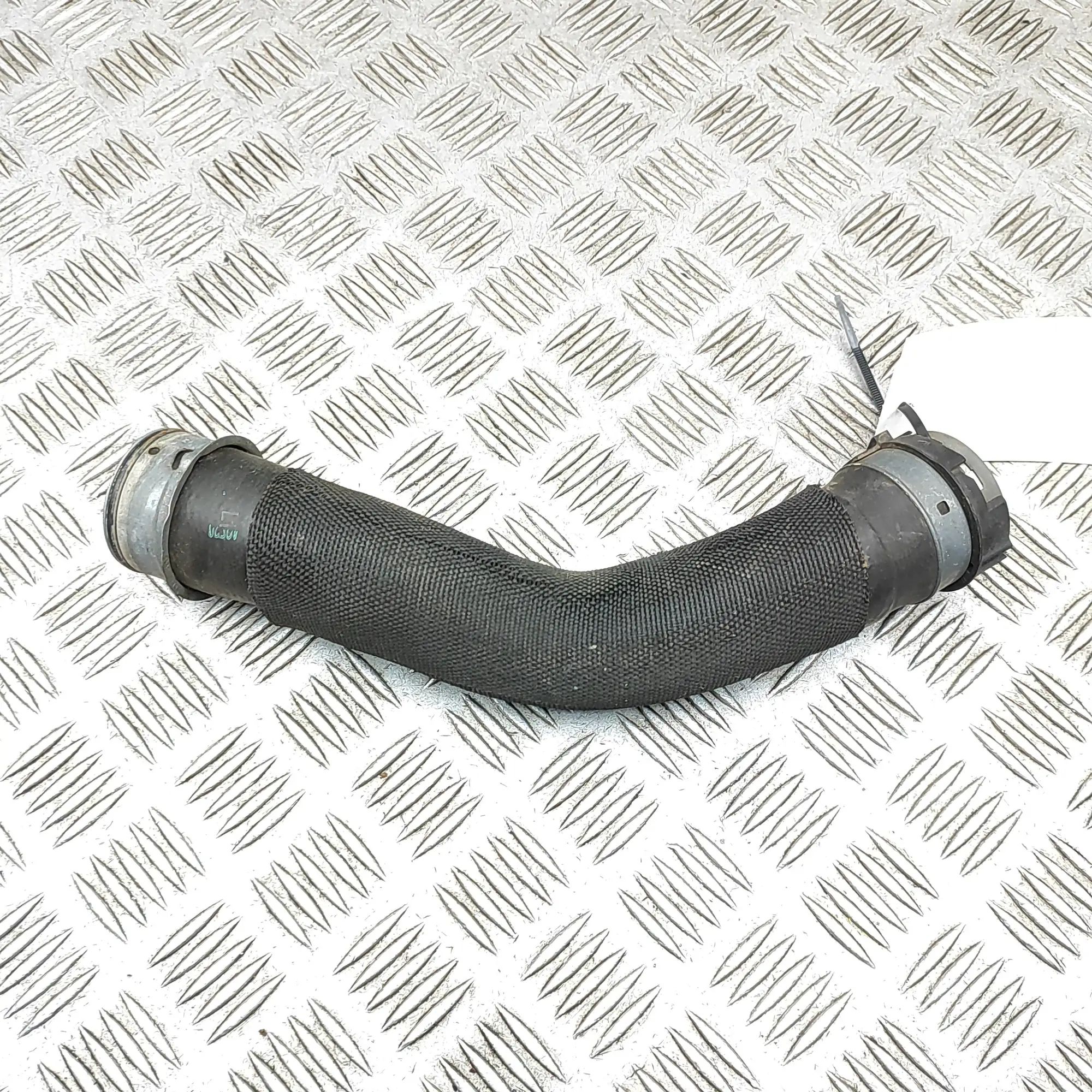 Porsche 911 (992) Coolant hose Coolant hose — PORSCHE 911 (992) (2019-...) — 9...