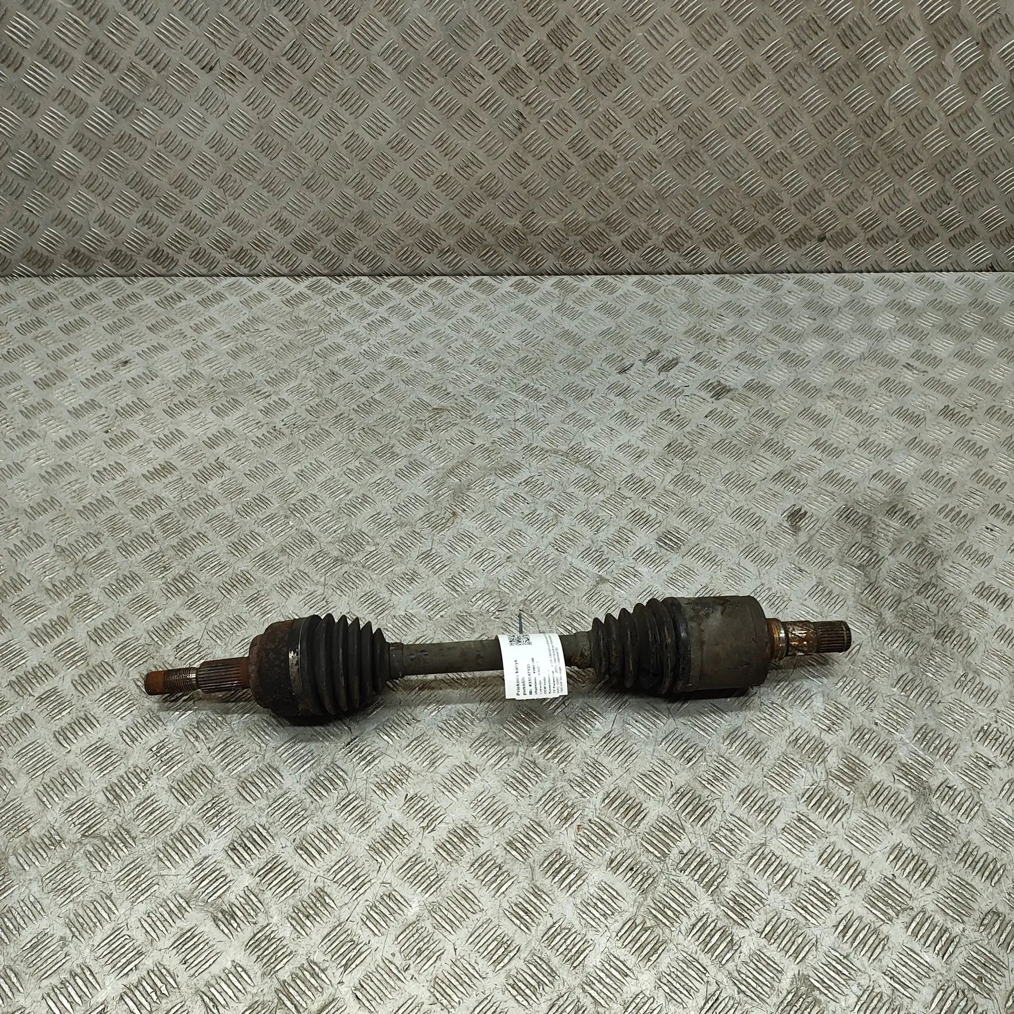 Jeep Grand Cherokee (WK) Front Left Driveshaft Front Left Driveshaft — JEEP GRAND CHEROKEE (II...