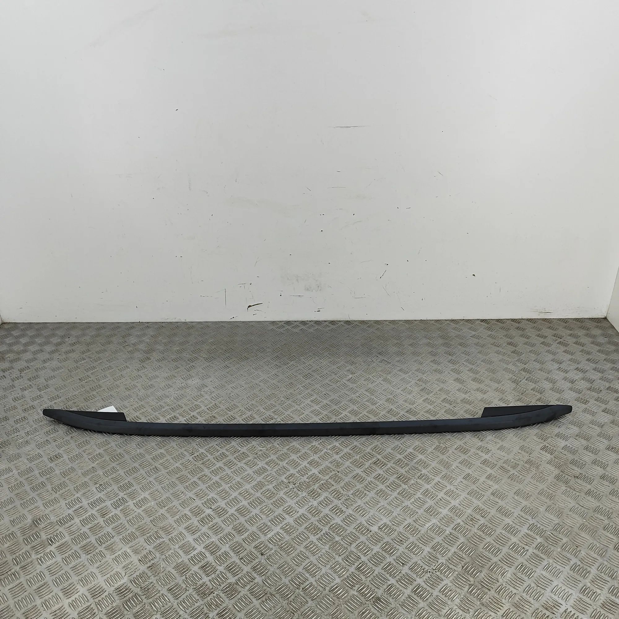 Skoda Karoq Right Side Roof Rail Right Side Roof Rail — SKODA KAROQ (NU7) (2017-...