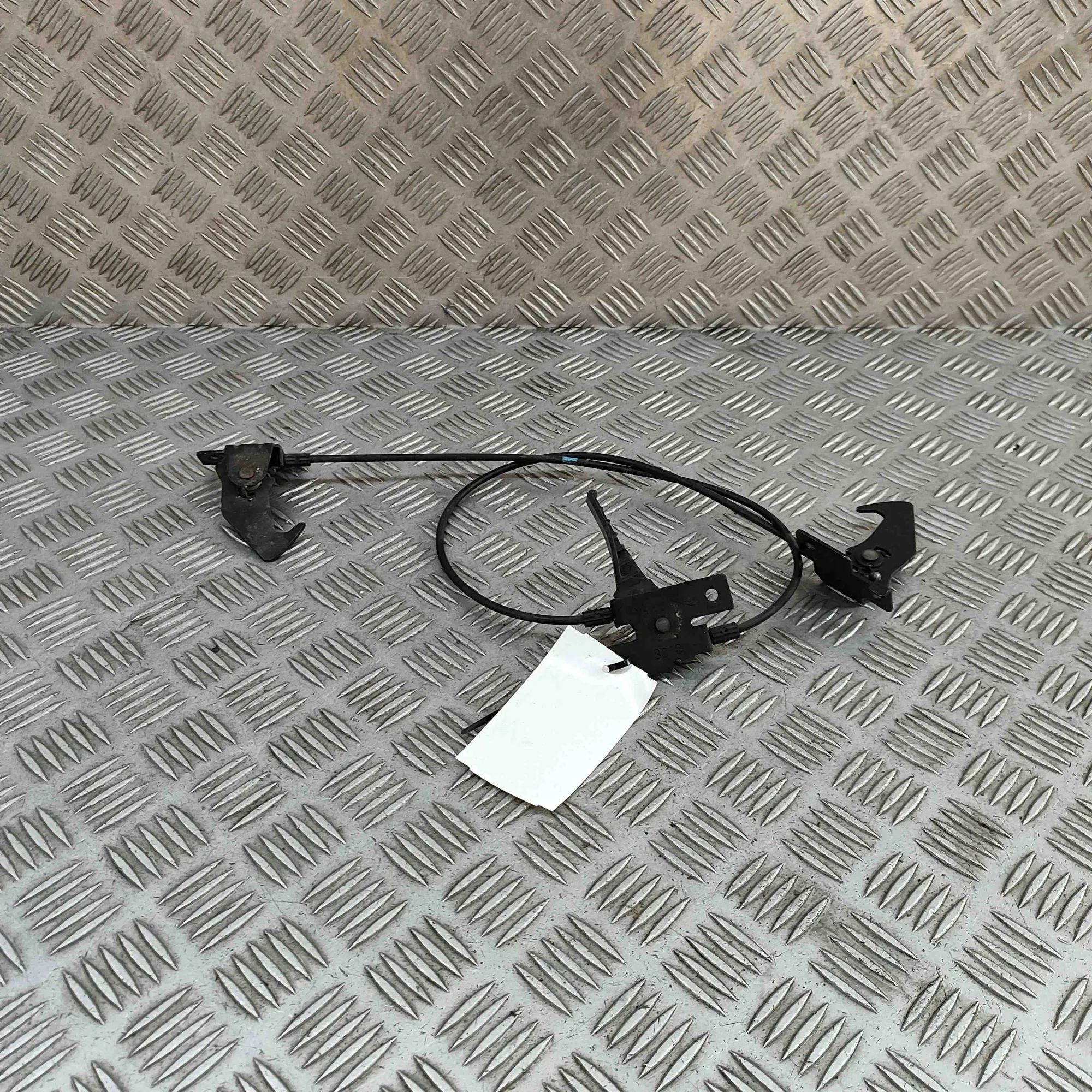 Land Rover Range Rover Velar Bonnet release cable
