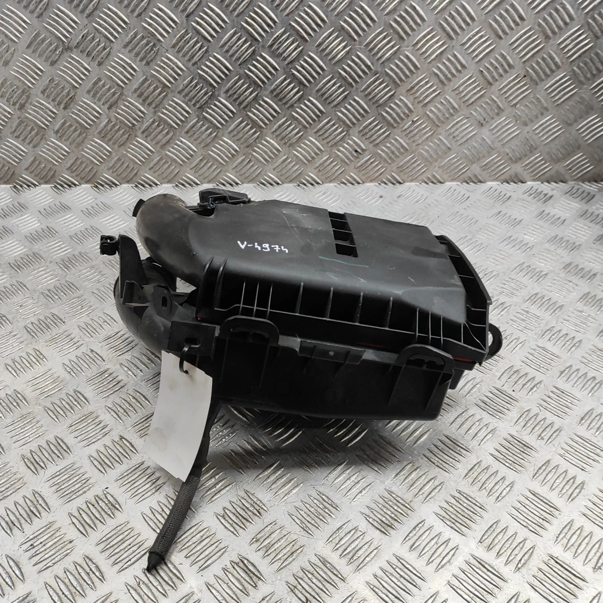 Peugeot 3008 Ilmanpuhdistin  Air Filter Box — PEUGEOT 3008 (II SUV) (2016-.....