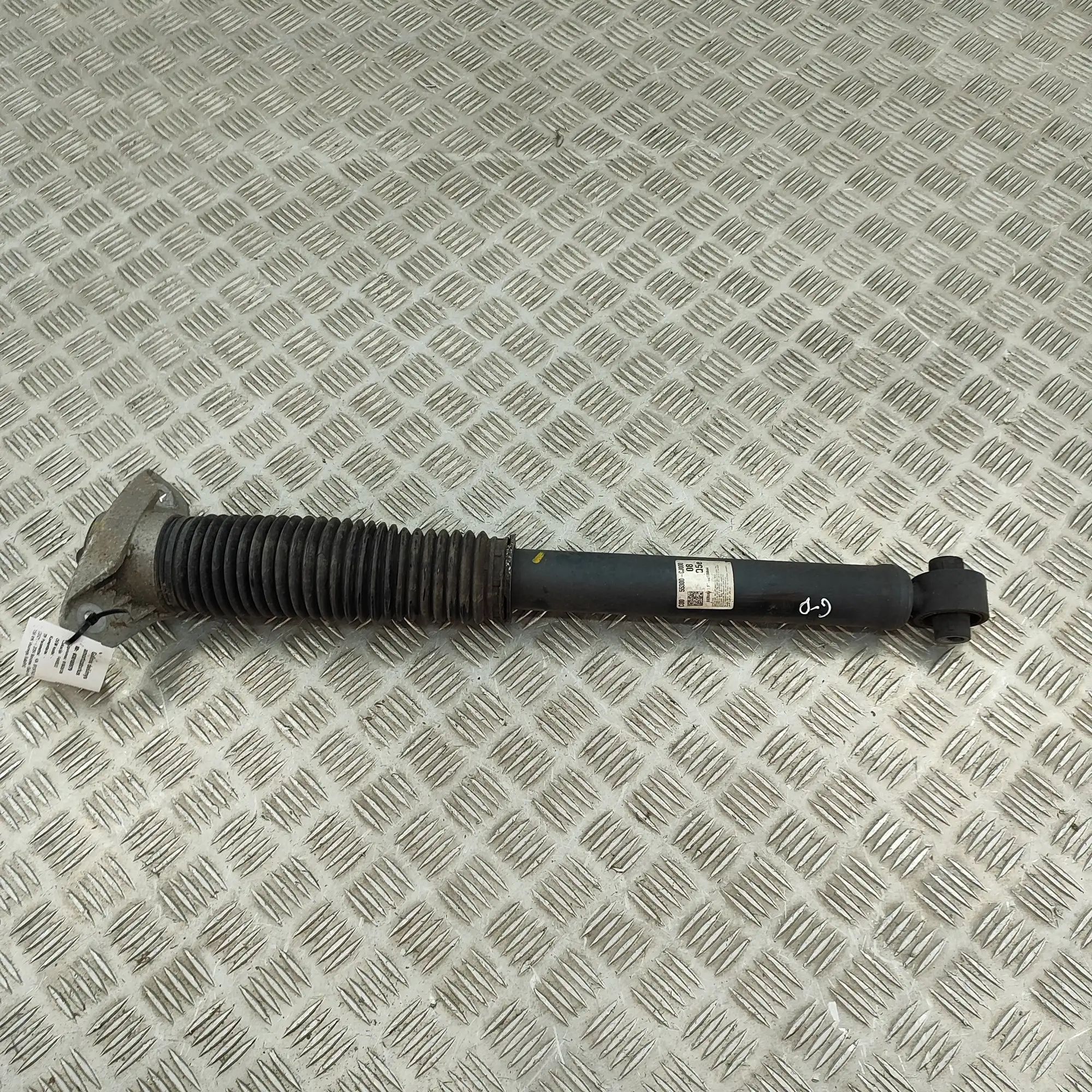 Kia Sportage Shock absorber — rear right Shock absorber — rear right — KIA SPORTAGE (V N...