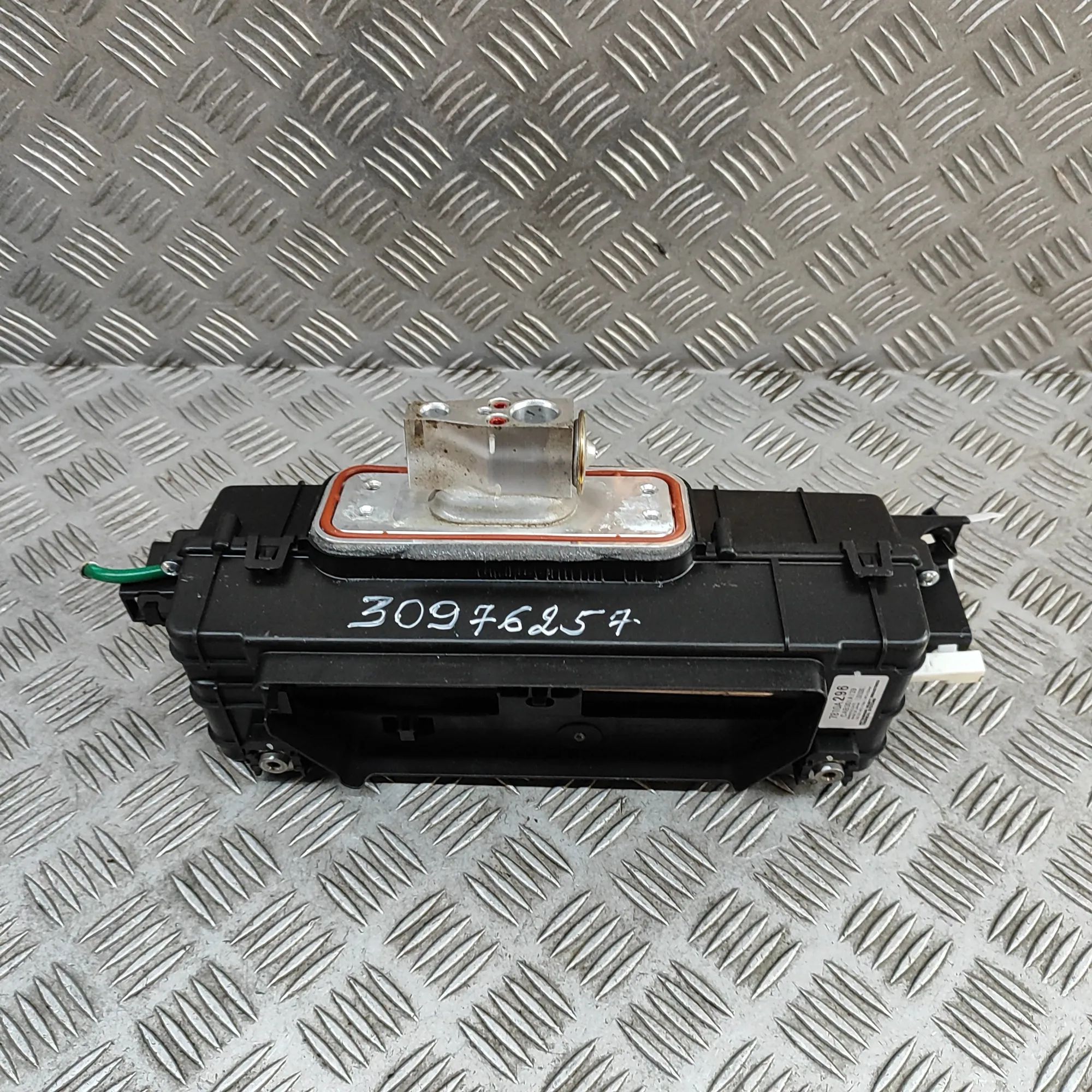 Mitsubishi Outlander Battery Cooling Radiator Battery Cooling Radiator — MITSUBISHI OUTLANDER...
