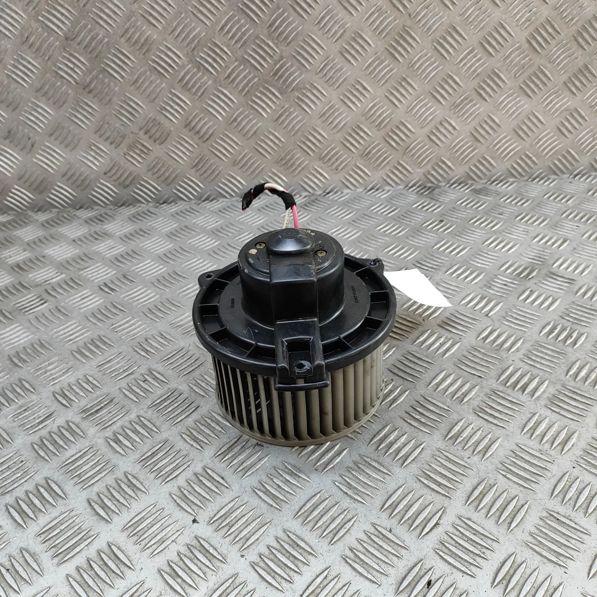 Mercedes-Benz 280SL - 600SL / SL (R129) Heater Blower Fan Heater Blower Fan — MERCEDES BENZ ML-CLASS (W16...