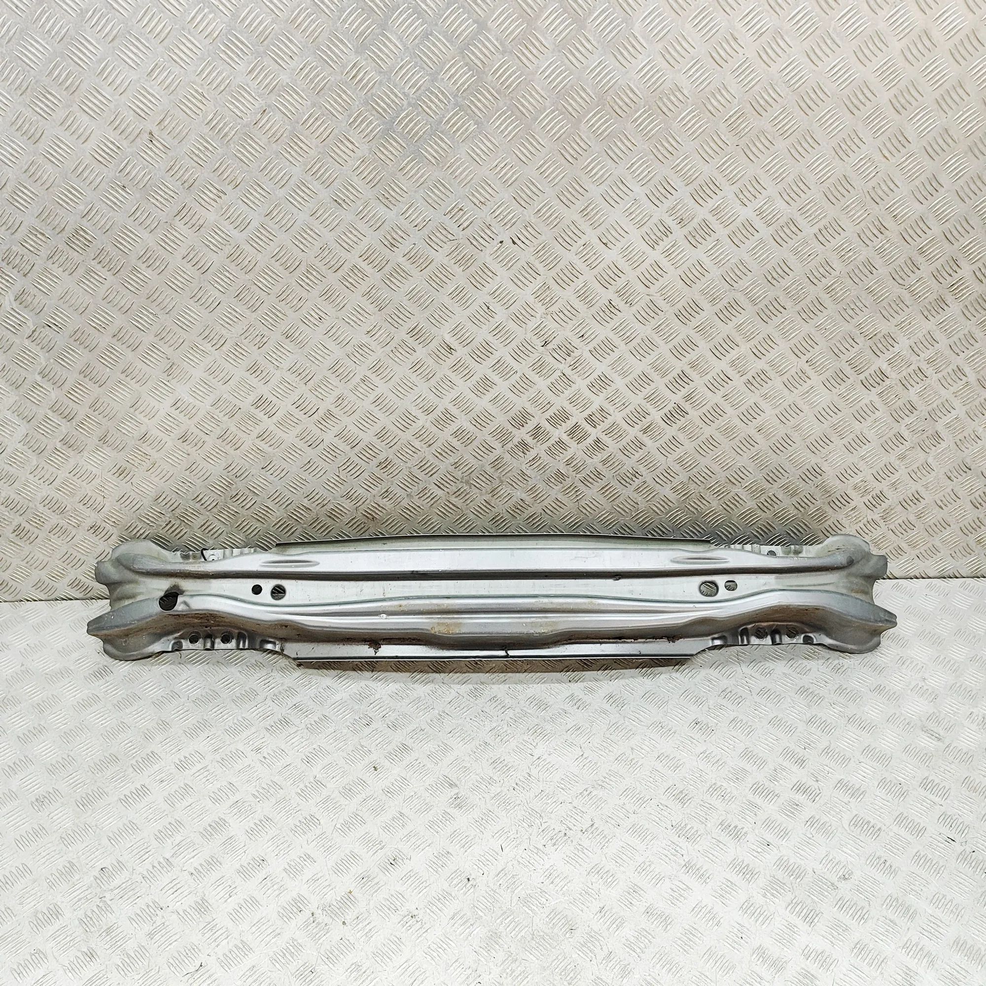 Volvo V40 Rear Crash Reinforcement Bar Rear Crash Reinforcement Bar — VOLVO V40 (Cross...