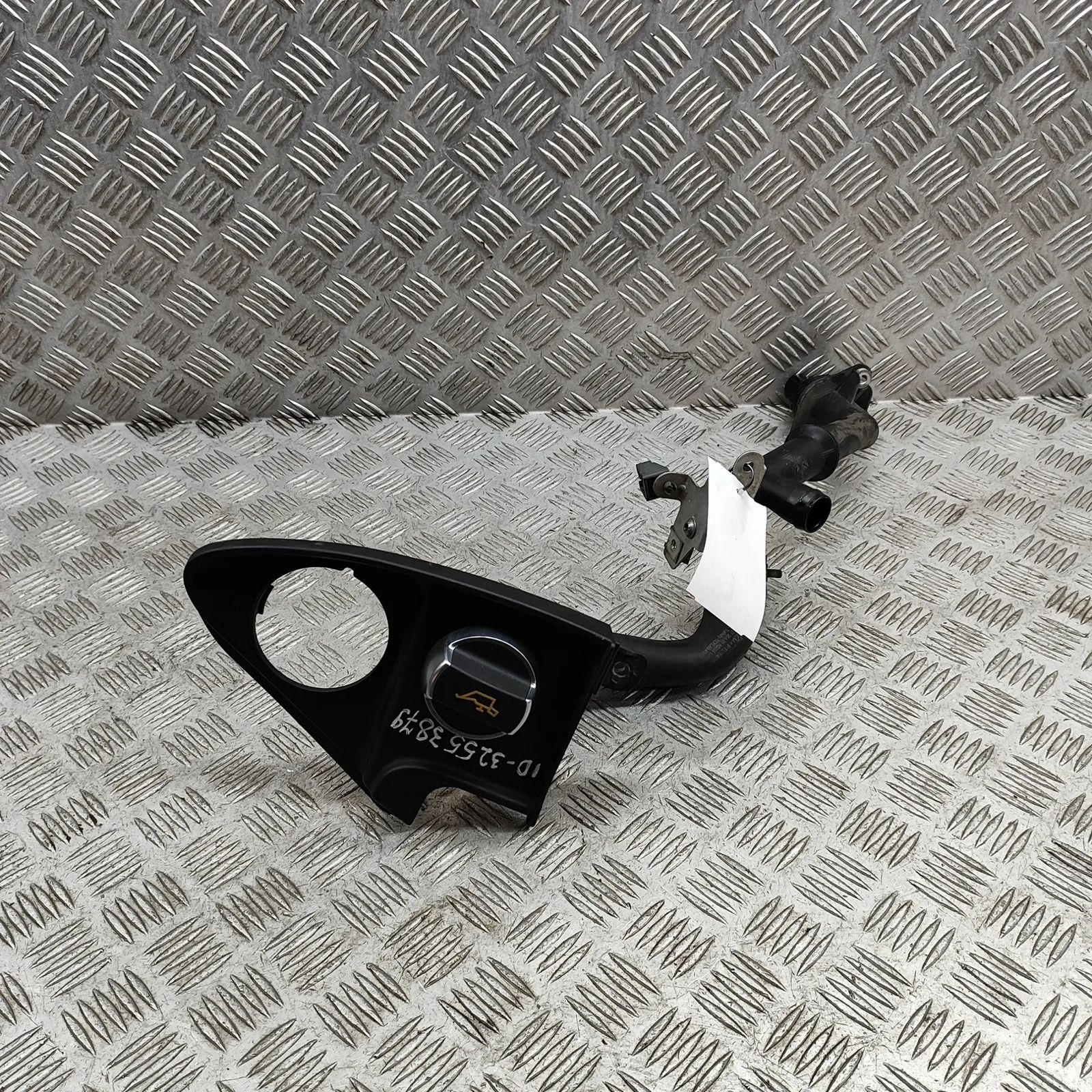 Porsche 911 (991) Oil Filler Pipe Oil filler pipe — PORSCHE 911 (991) (2011-2020)...