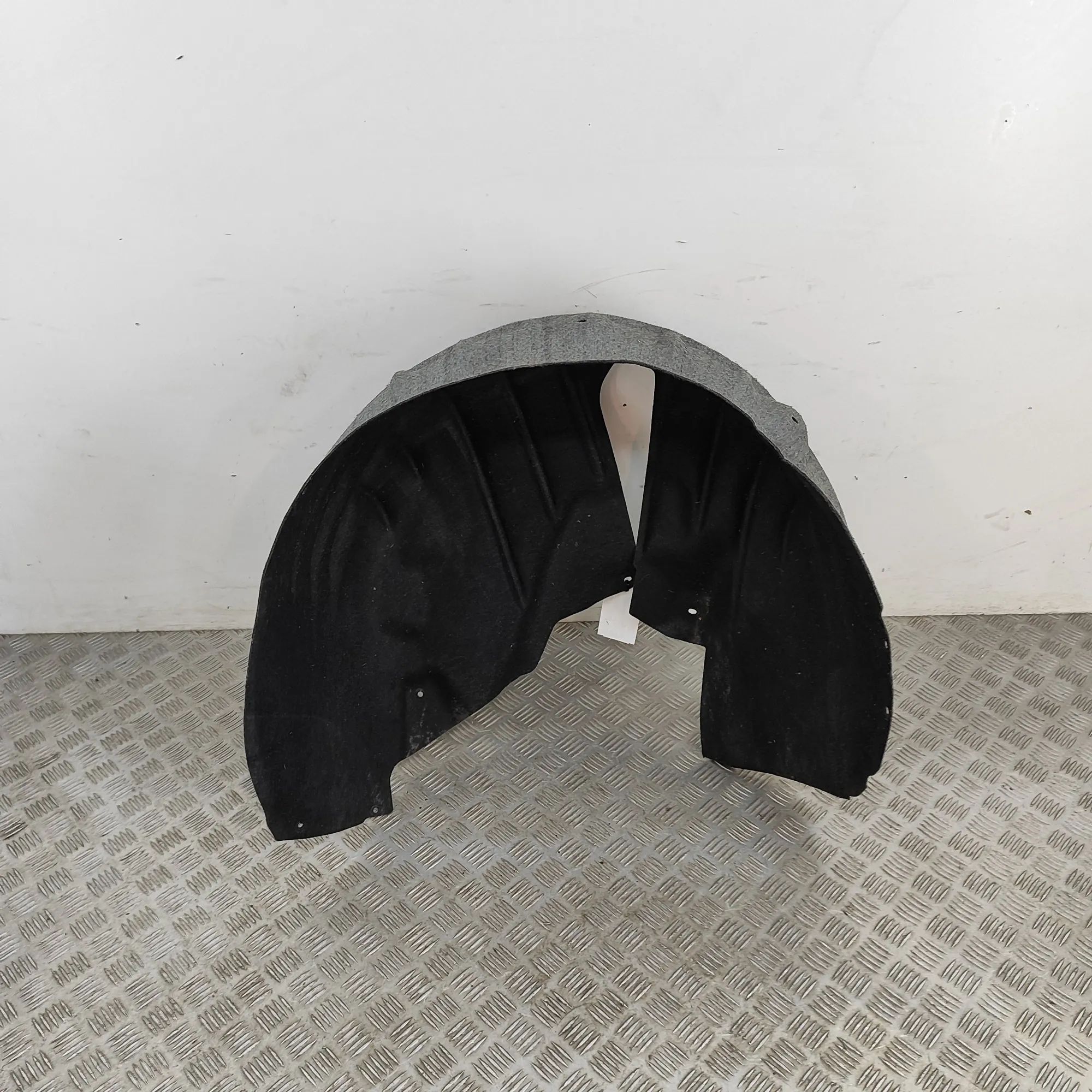 Audi Q3 (F3) Rear Left Arch Liner Rear Left Arch Liner — AUDI Q3 (F3) (2018-...) ...
