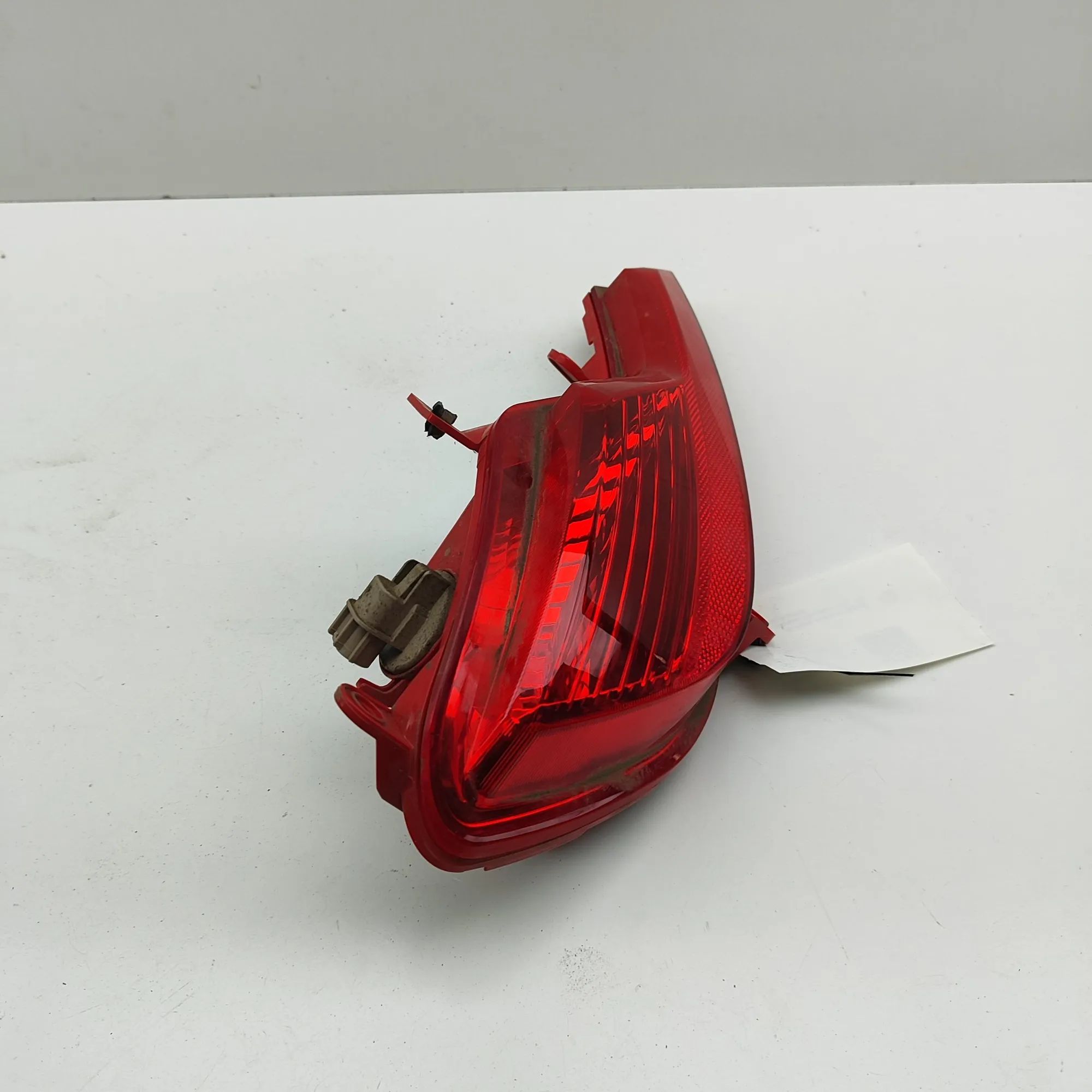 Hyundai Santa Fe Rear Right Fog Light Rear Right Fog Light — HYUNDAI SANTA (FÉ III DM...