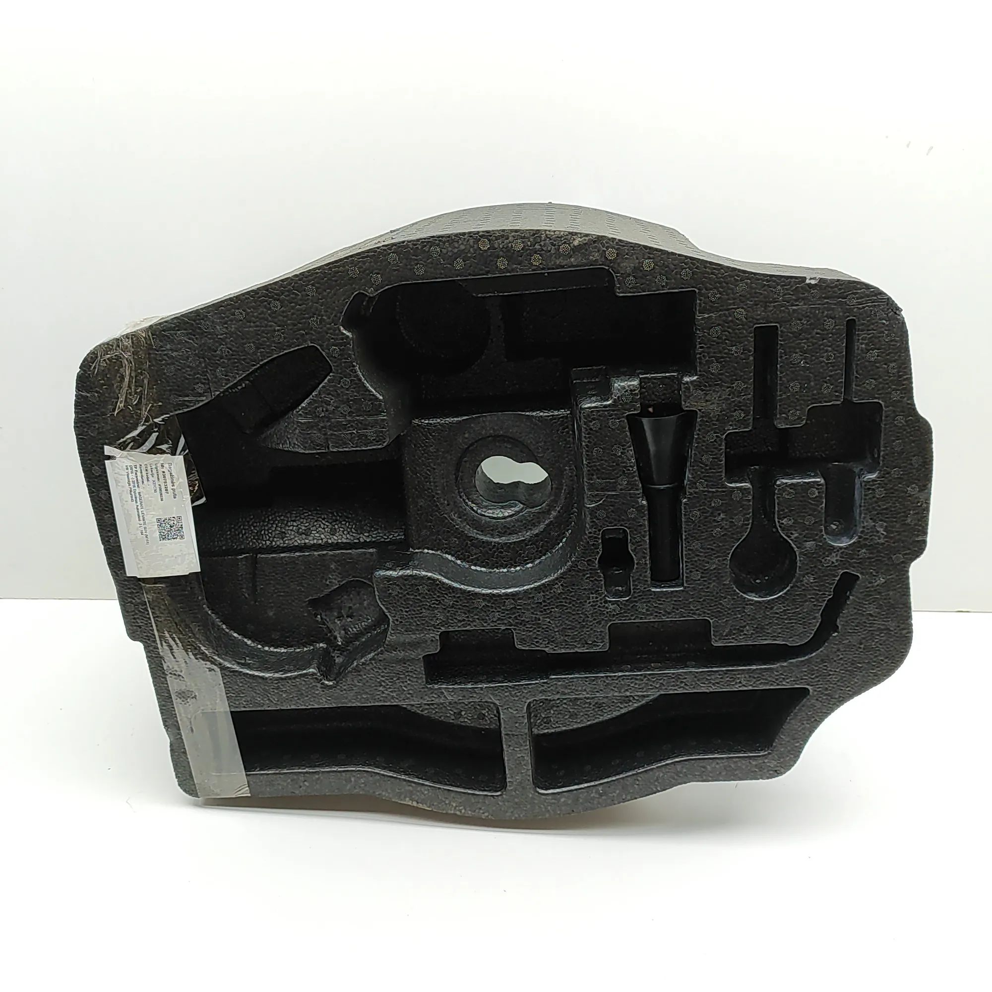 Maserati Levante Boot foam insert Boot foam insert — MASERATI LEVANTE (SUV M161) ...