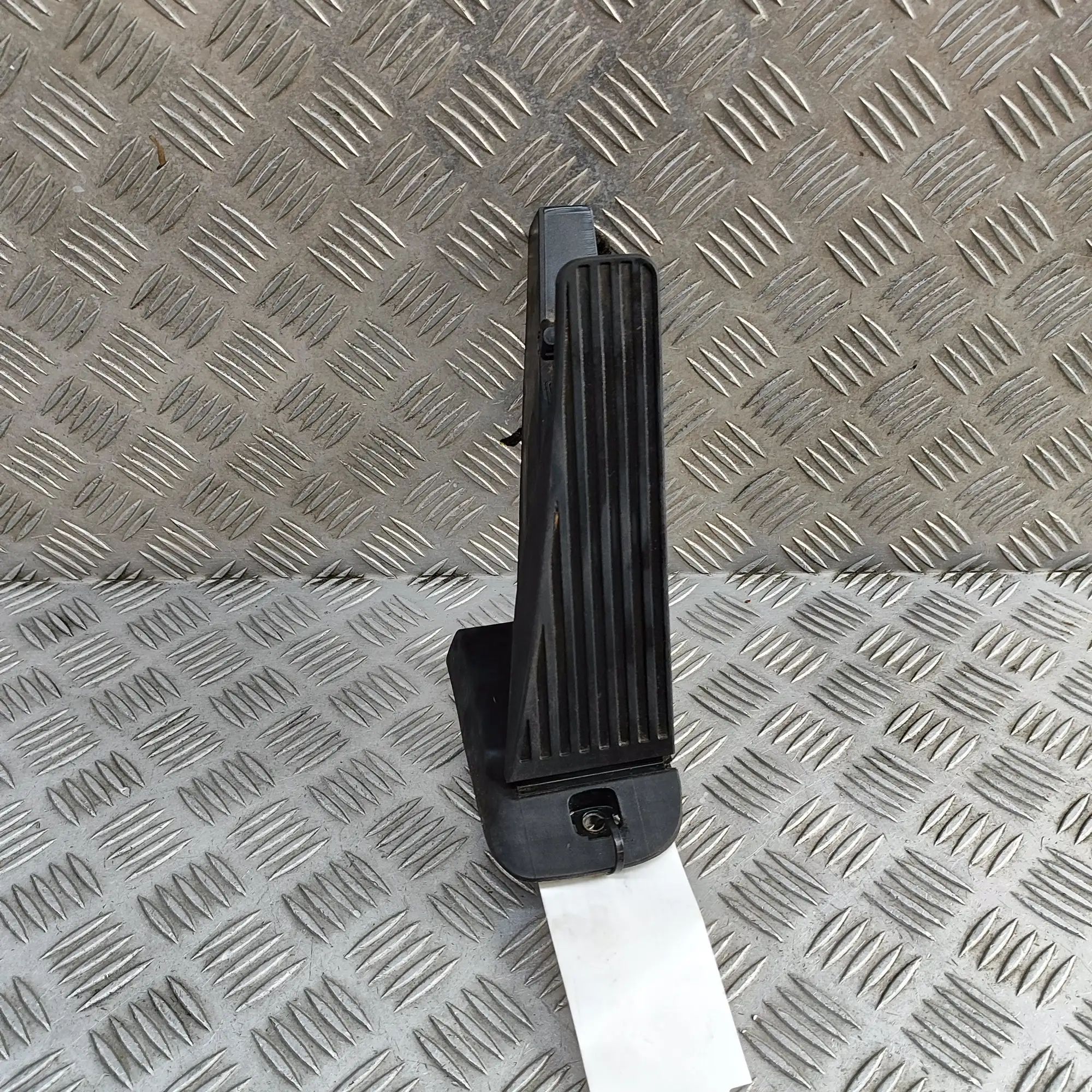 Volvo V60 Throttle Pedal Throttle Pedal — VOLVO V60 (II 225, 227) (2018-...
