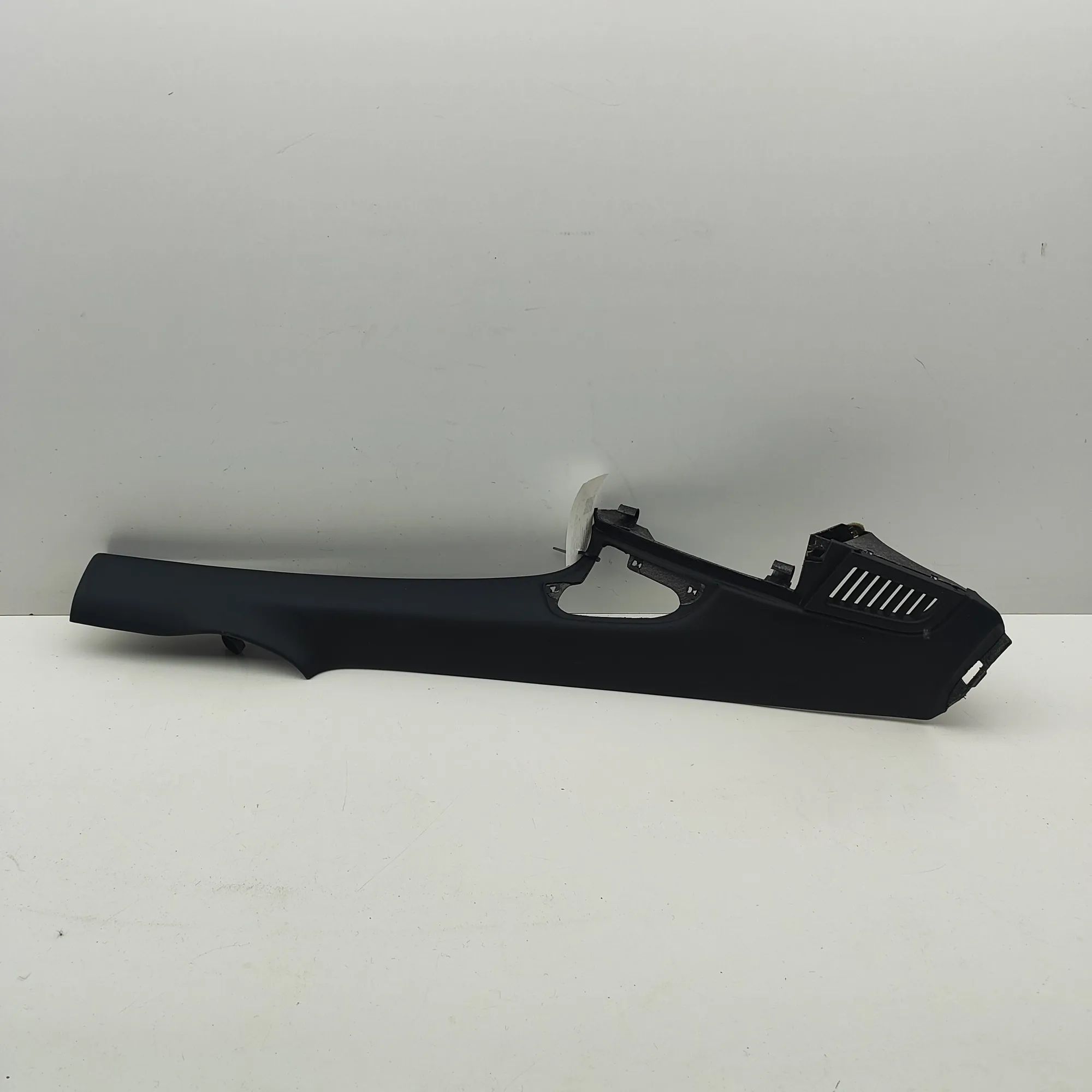 Porsche 911 (996) Rear Left Pillar Trim Rear Left Pillar Trim — PORSCHE 911 (996) (1997...