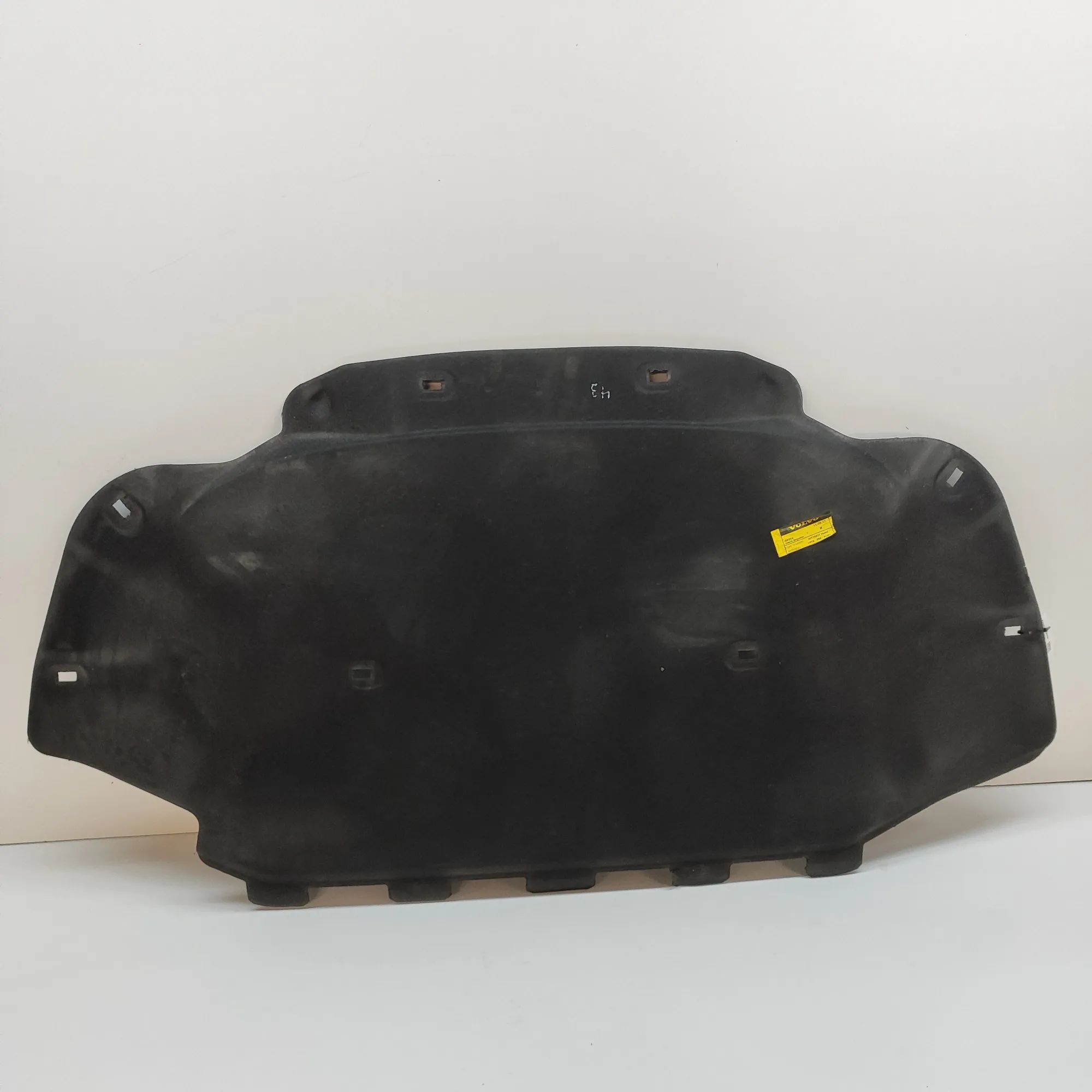 Volvo V60 Bonnet Insulation Panel Bonnet Insulation Panel — VOLVO V60 (2010-2018)...