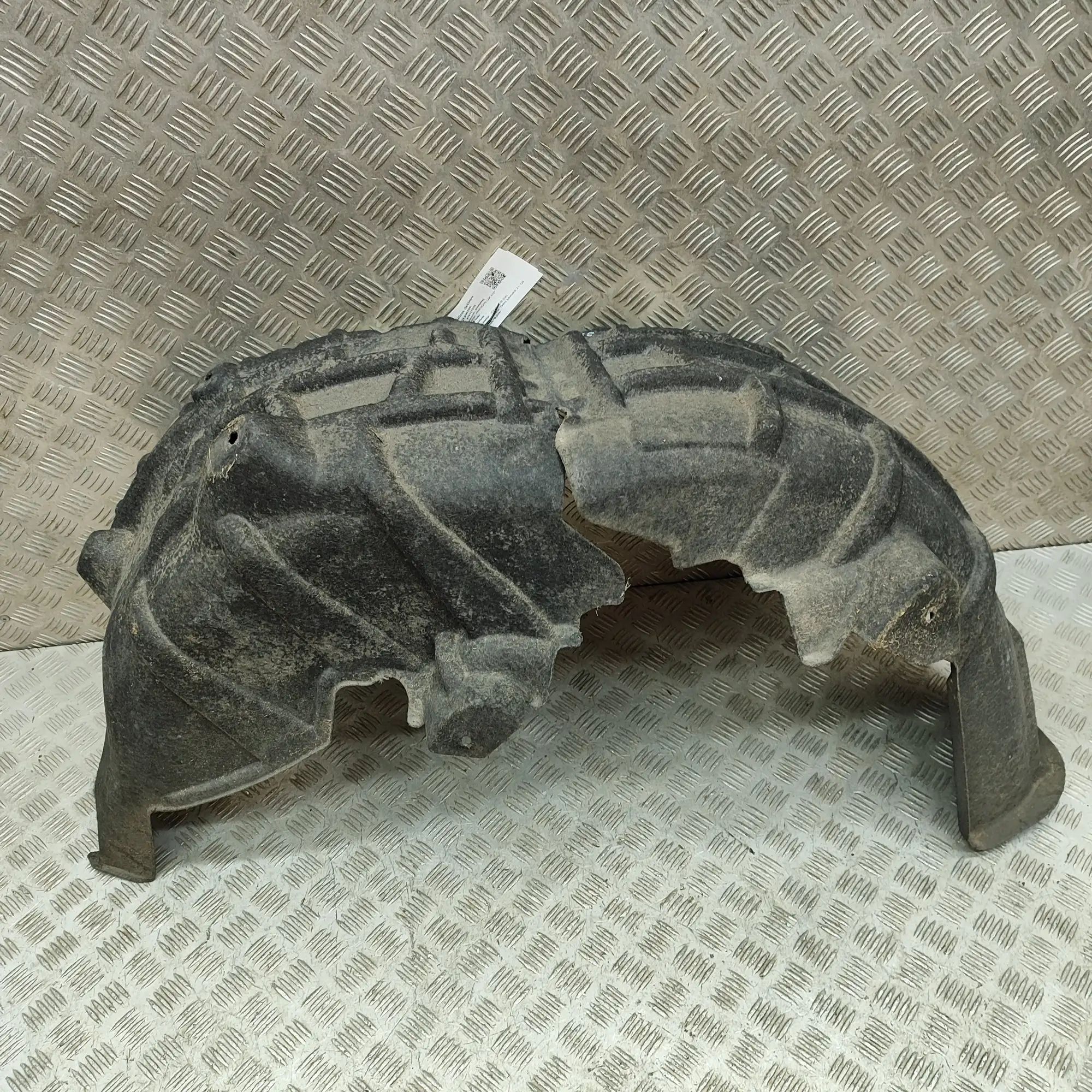 Volvo XC40 / EX40 Rear Right Arch Liner Rear Right Arch Liner — VOLVO XC40 (536) (2017-...
