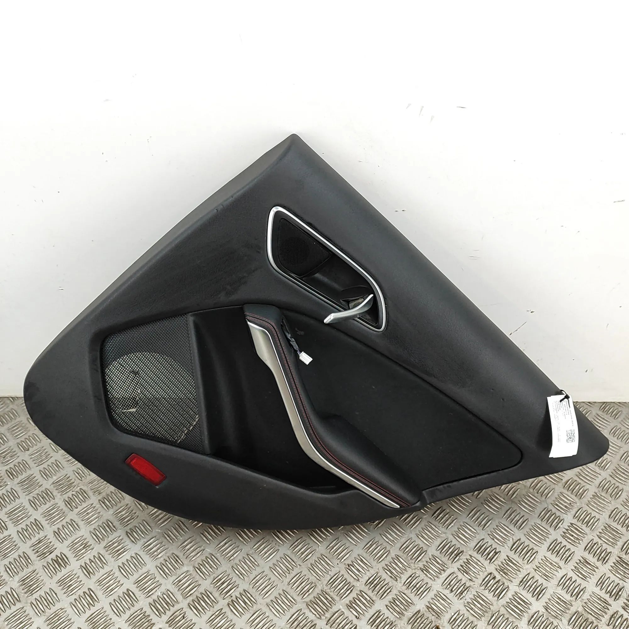 Mercedes-Benz CLA (C117) Rear Right Door Panel Rear Right Door Panel — MERCEDES BENZ CLA (Coup...