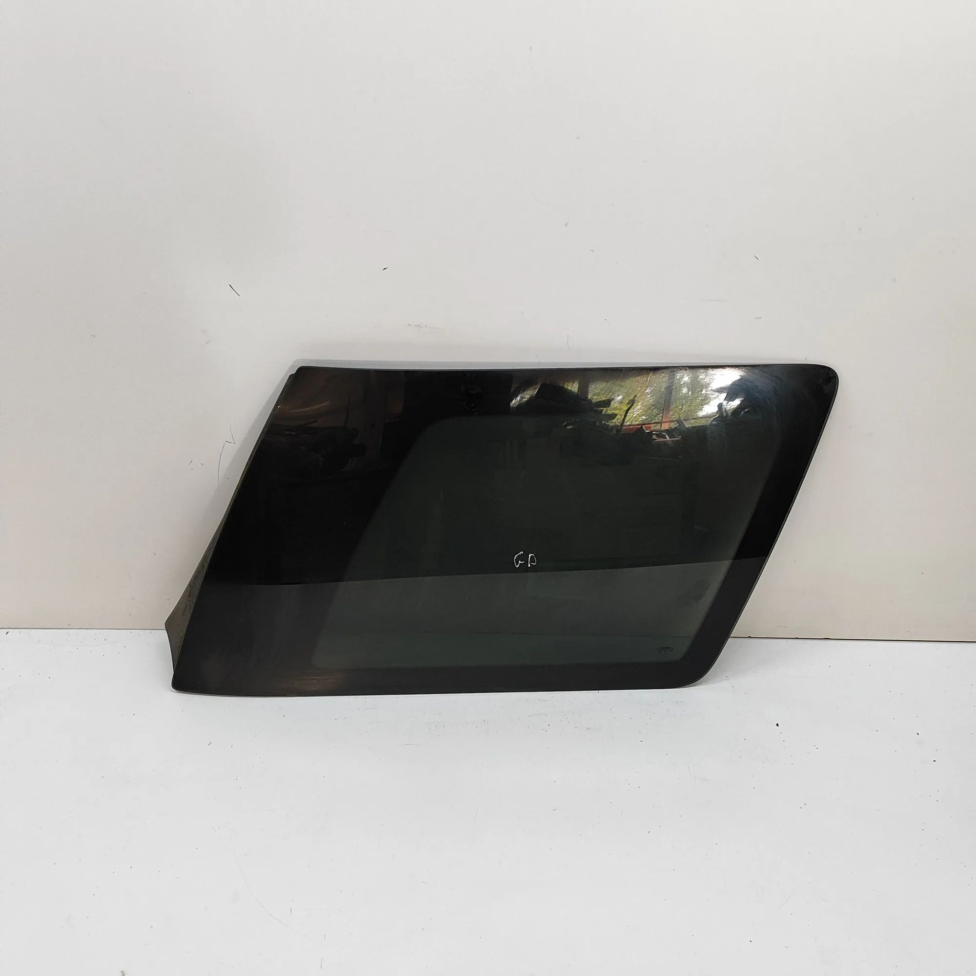 Rear Right Quarter Window Brand/Model: FORD USA EXPLORER
Year: 2001
Engin...