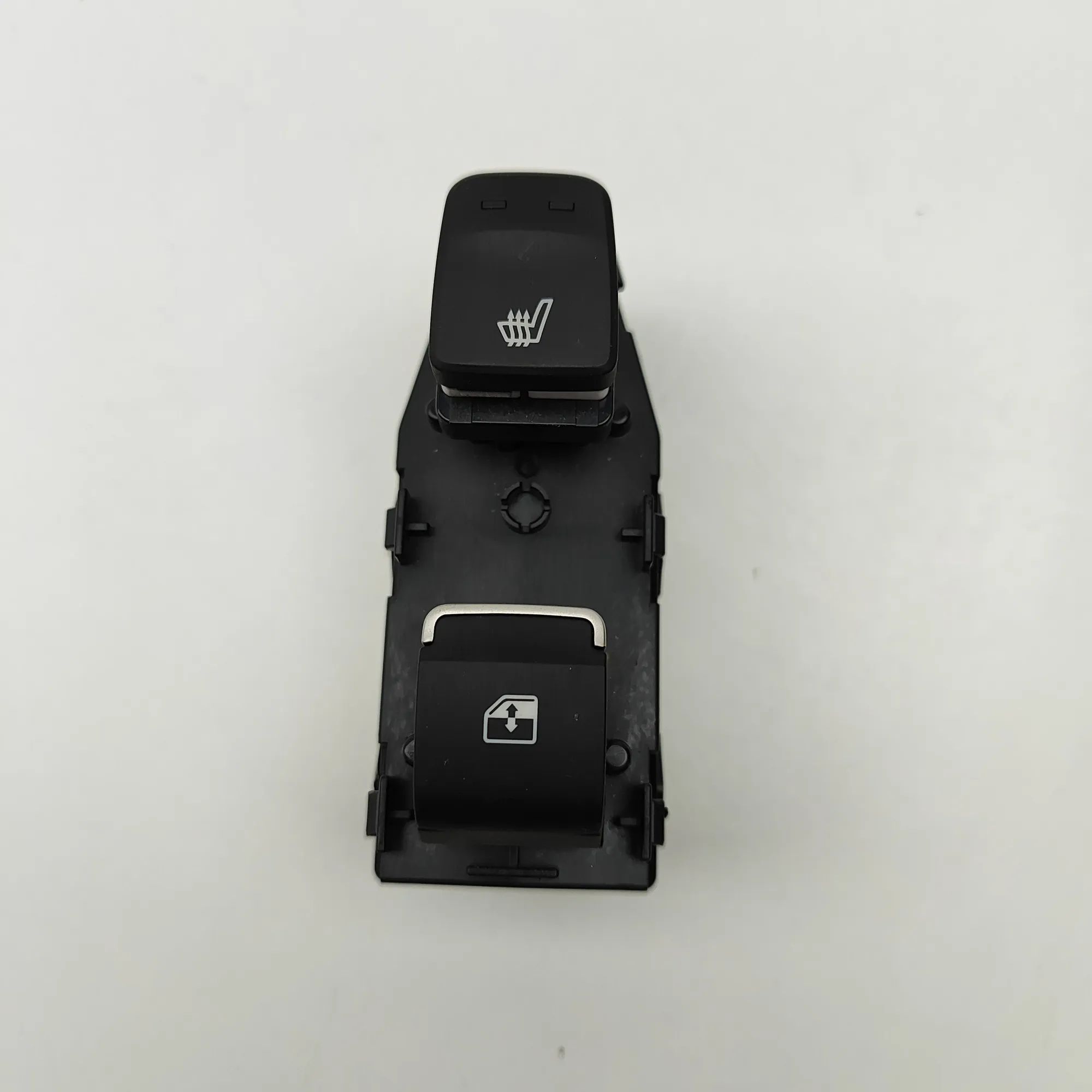 Hyundai Santa Fe Door window switch — rear left Door window switch — rear left — HYUNDAI SANTA ...