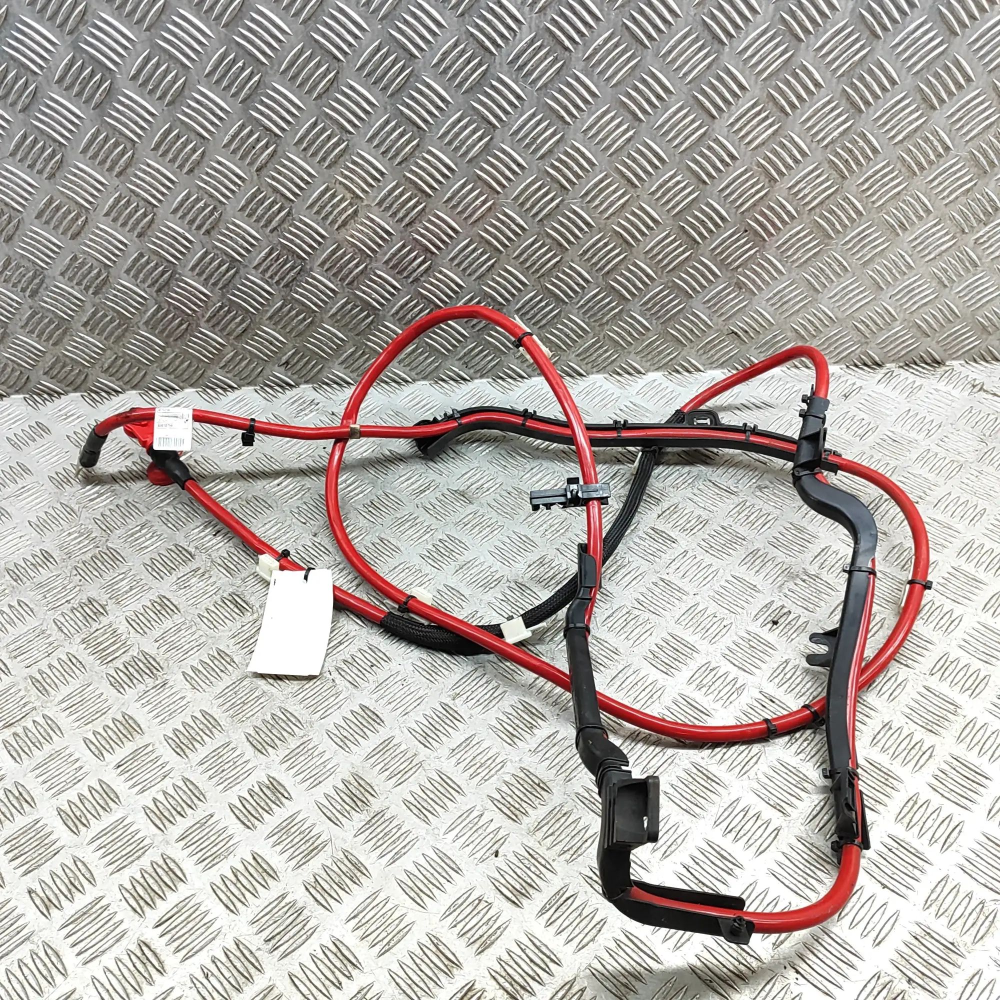 BMW X2 (F39) Positive Battery Cable Positive Battery Cable — BMW X2 (F39) (2018-......