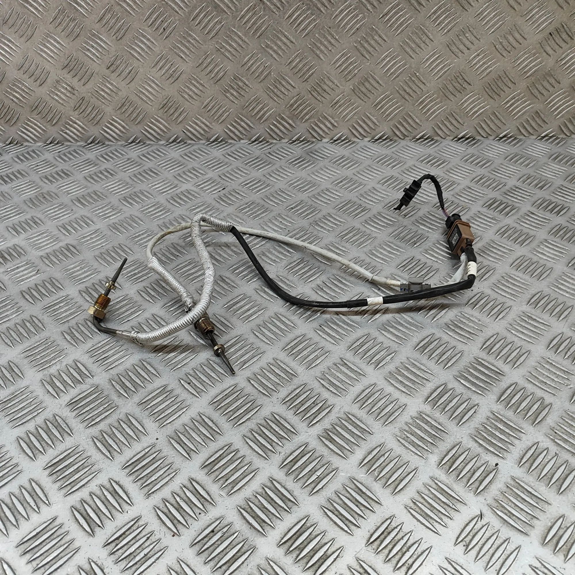 Volkswagen T-Roc Датчик температура для выхлопной газ Exhaust gas temperature sensor — VW T-ROC (A11)...
