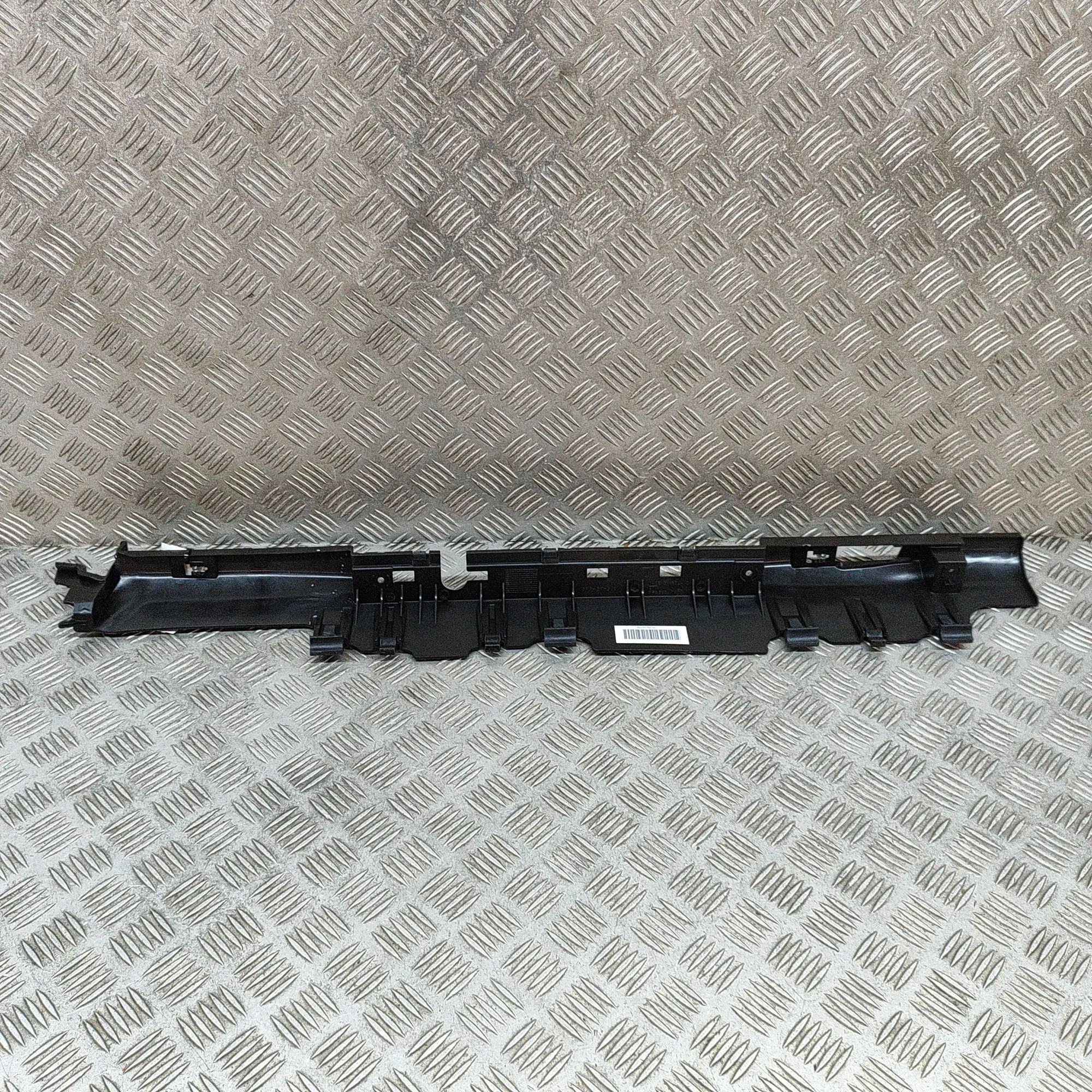 Porsche 911 (992) Side skirt bracket Side skirt bracket — PORSCHE 911 (992) (2019-.....