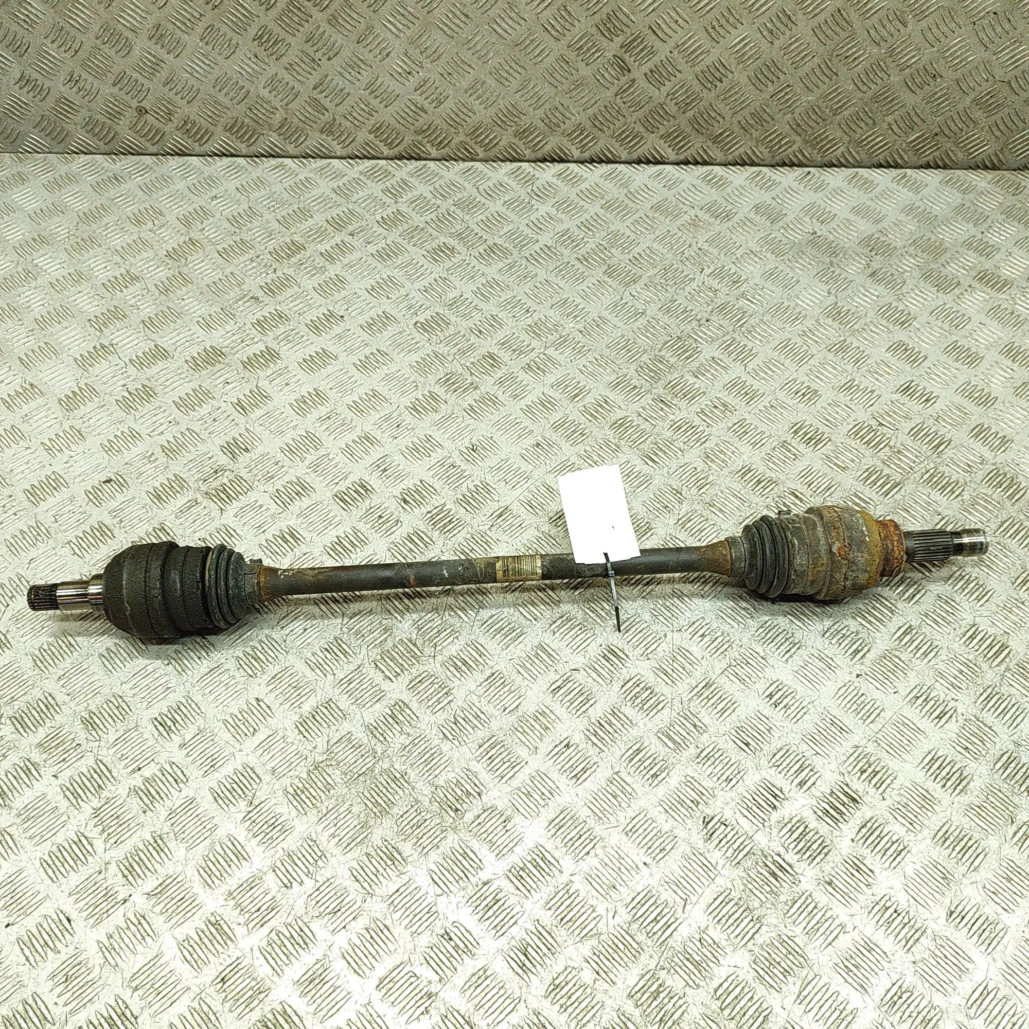 Mercedes-Benz GLA (X156) Rear Right Driveshaft Rear Right Driveshaft — MERCEDES BENZ GLA (X156...