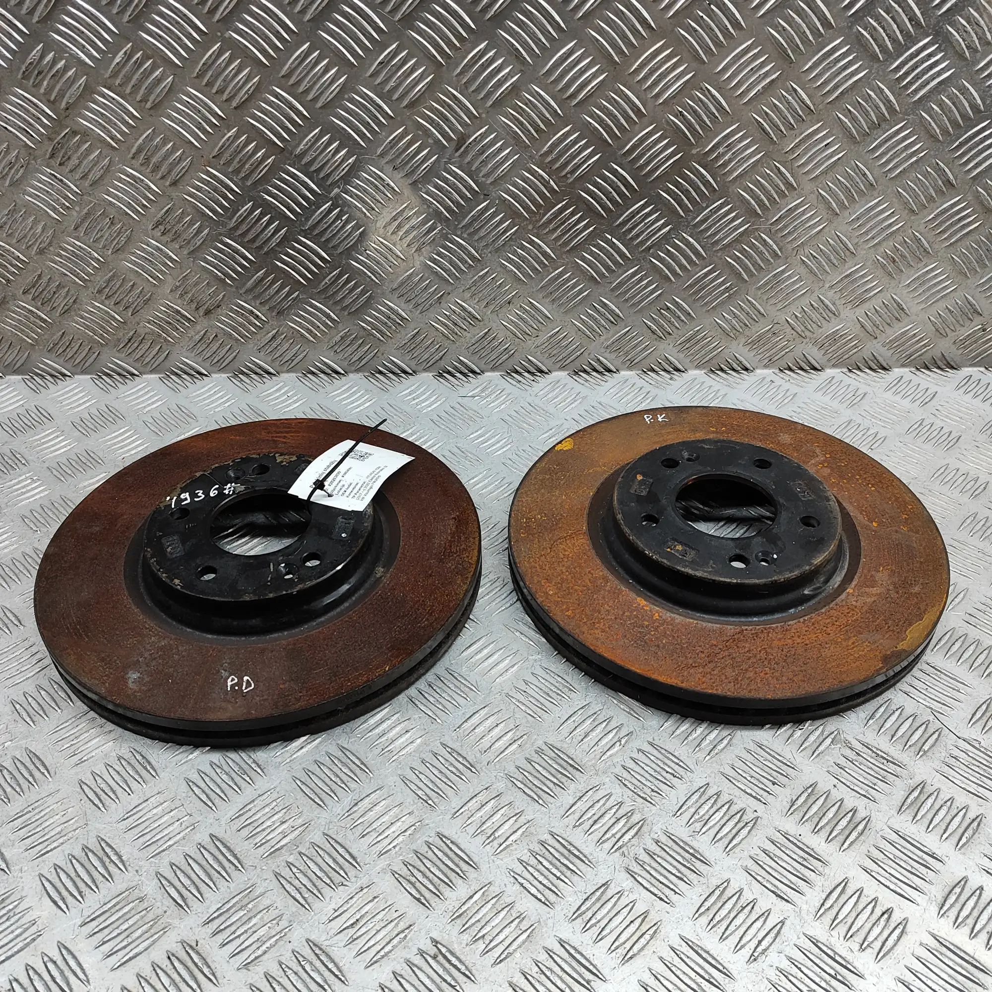 Hyundai Kona Front Brake Disc Kit Front Brake Disc Kit — HYUNDAI KONA (2017-...) ...
