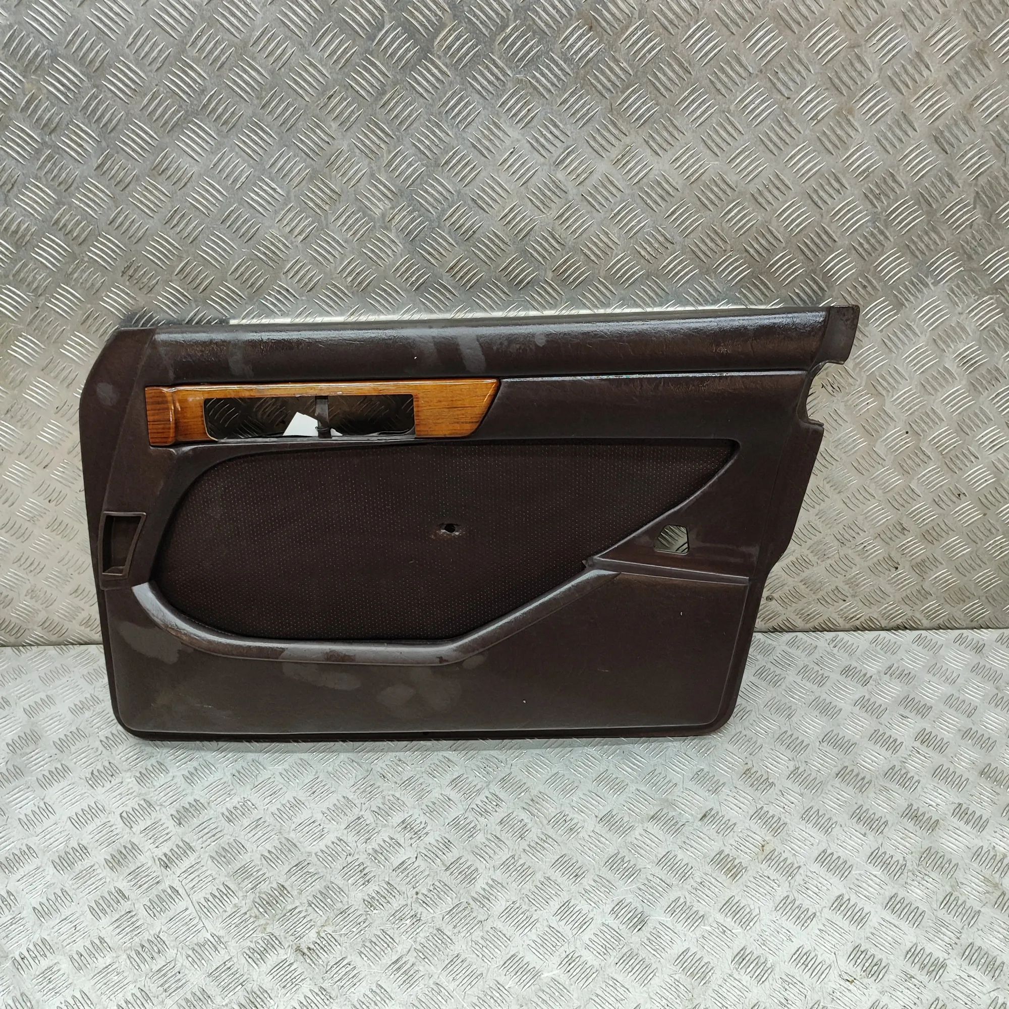 Mercedes-Benz 200 - 300 (W123) Front Right Door Panel Front Right Door Panel — MERCEDES BENZ S-CLASS ...