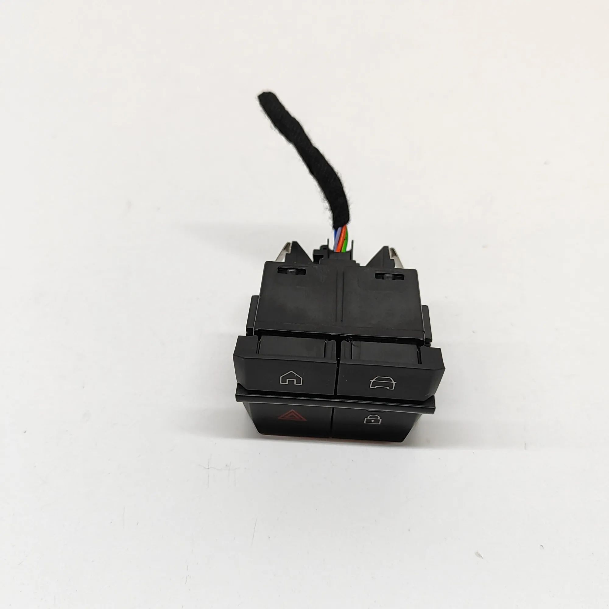 Jeep Avenger Button Switch Panel Button Switch Panel — JEEP AVENGER (J2) (2022-....