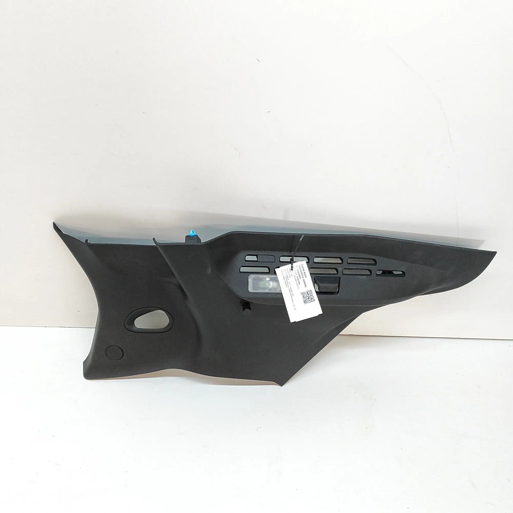 Jeep Avenger Rear Left Pillar Trim Rear Left Pillar Trim — JEEP AVENGER (J2) (2022...