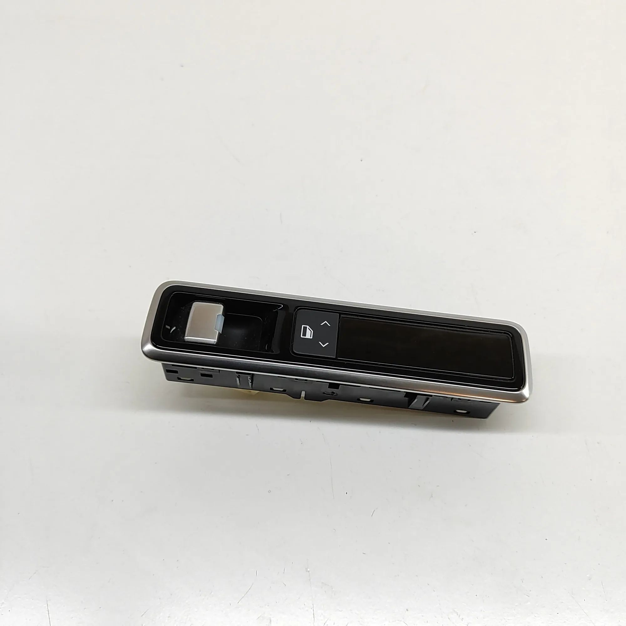 Land Rover Range Rover (L405) Door window switch — rear left