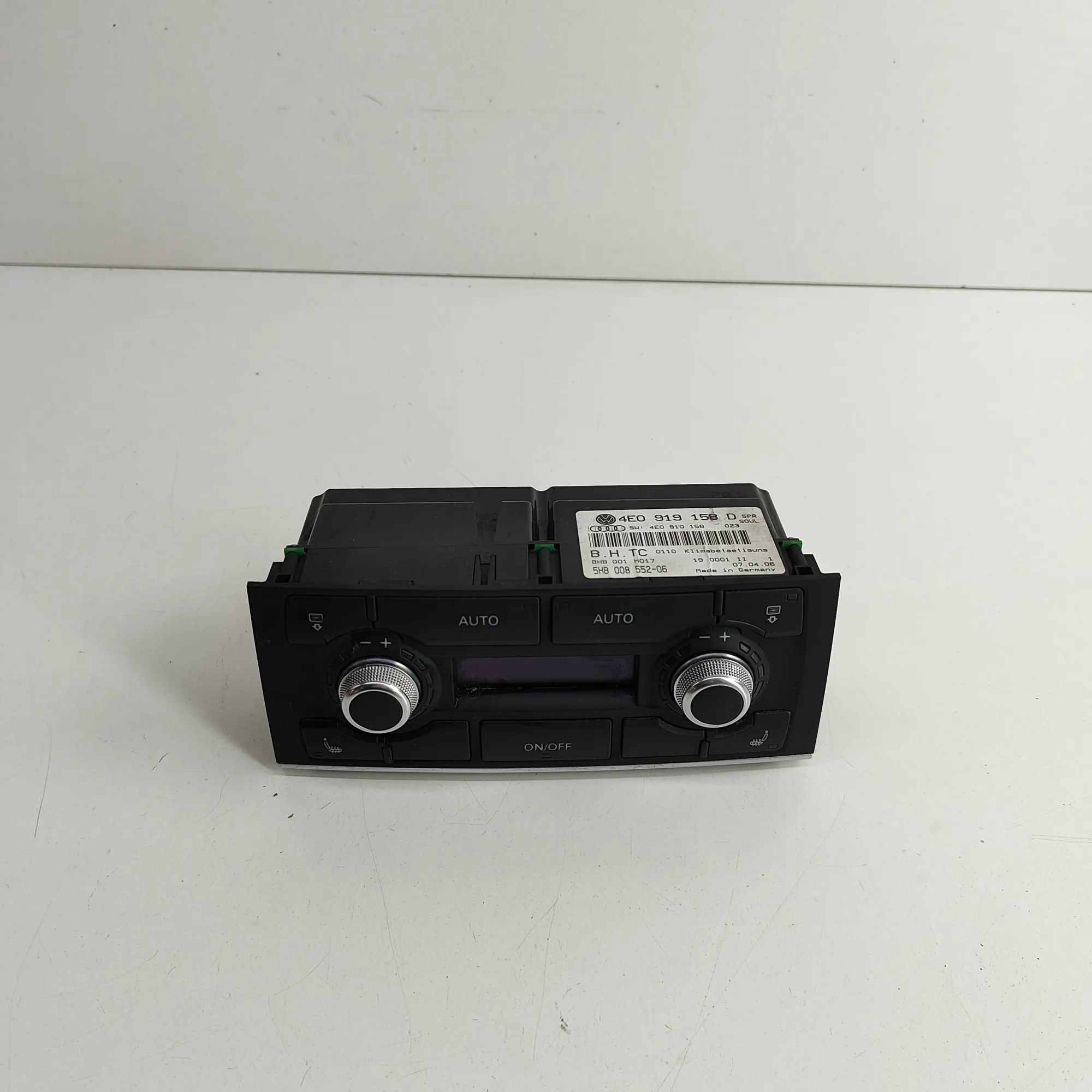Audi A8 (D3) Climate control unit