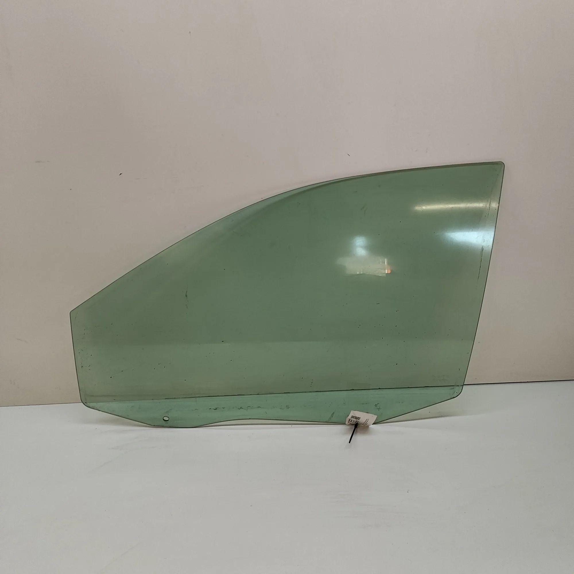 Chrysler Grand Voyager / Town & Country Front Left Door Window Front Left Door Window — CHRYSLER GRAND (VOYAGE...