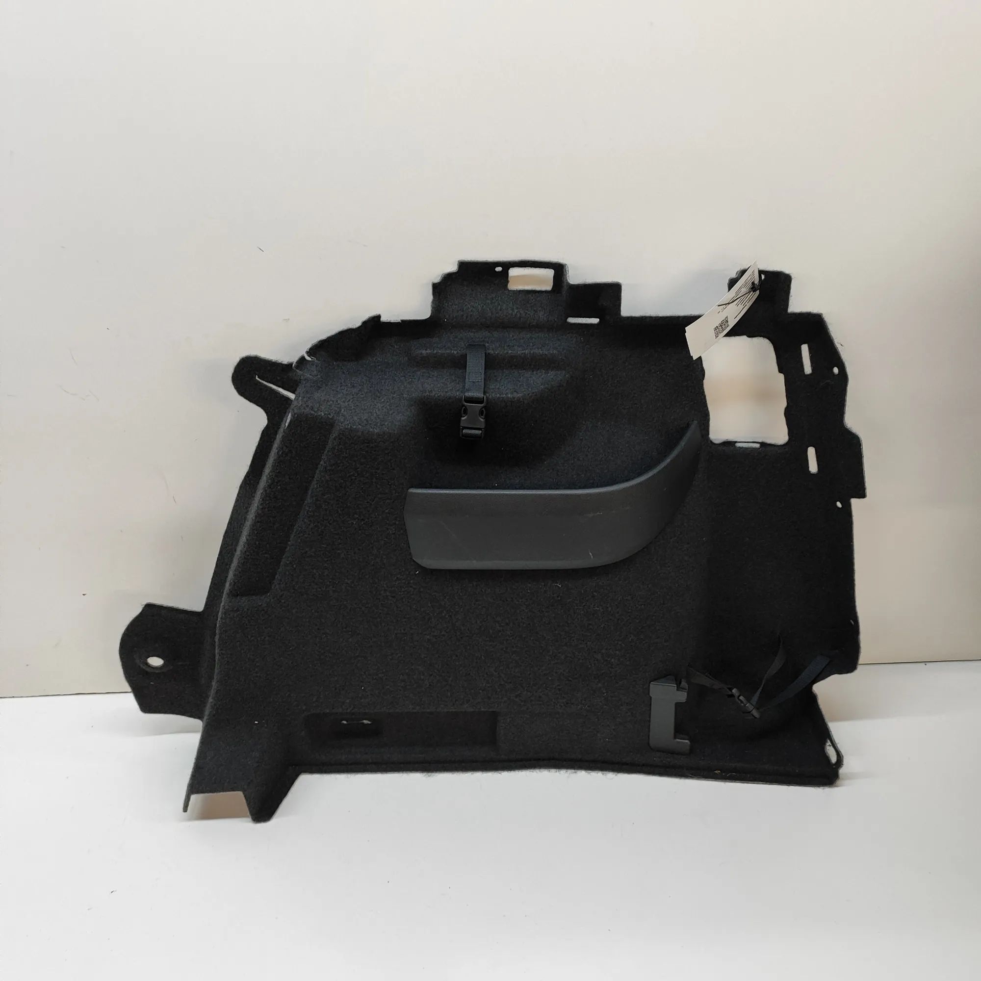Skoda Karoq Right Side Trunk Trim Right Side Trunk Trim — SKODA KAROQ (NU7) (2017...