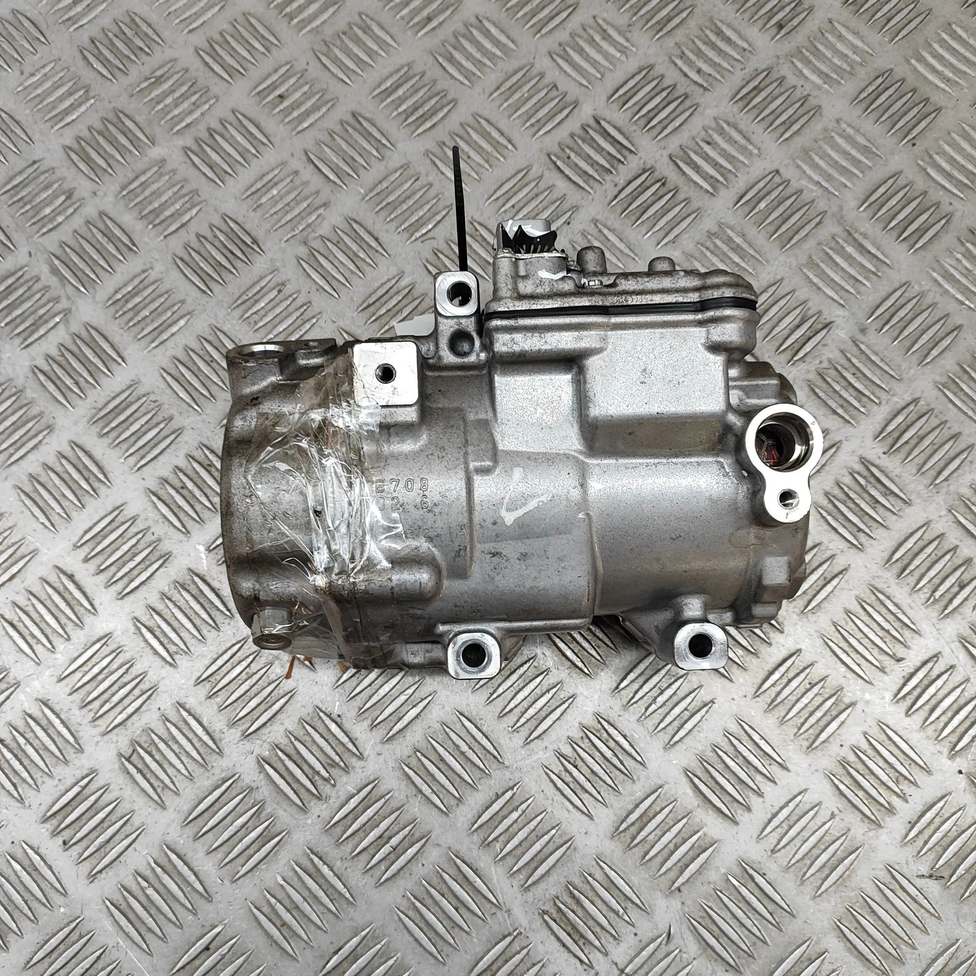 Lexus GS Air-conditioning compressor Air-conditioning compressor — LEXUS GS (_L1_) (...