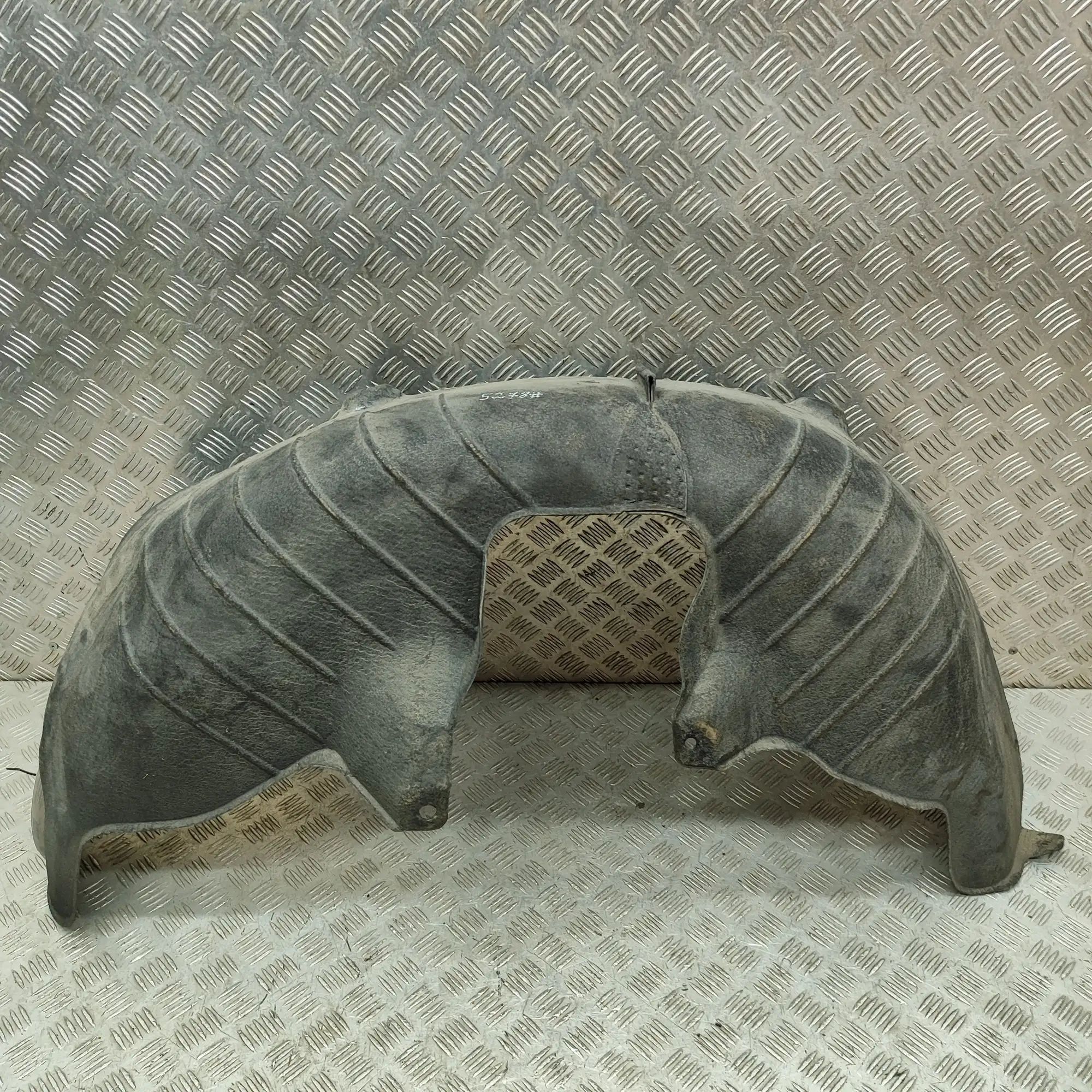 Hyundai Santa Fe Rear Right Arch Liner Rear Right Arch Liner — HYUNDAI SANTA (FÉ IV TM...