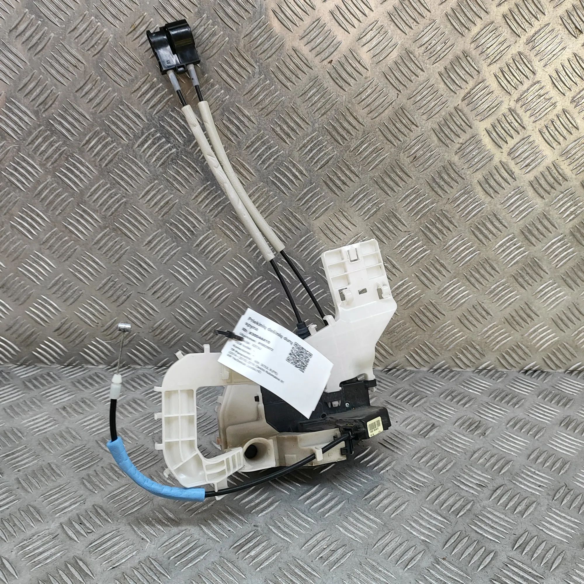 Kia Soul Door lock — front right Door lock — front right — KIA SOUL (II PS) (201...