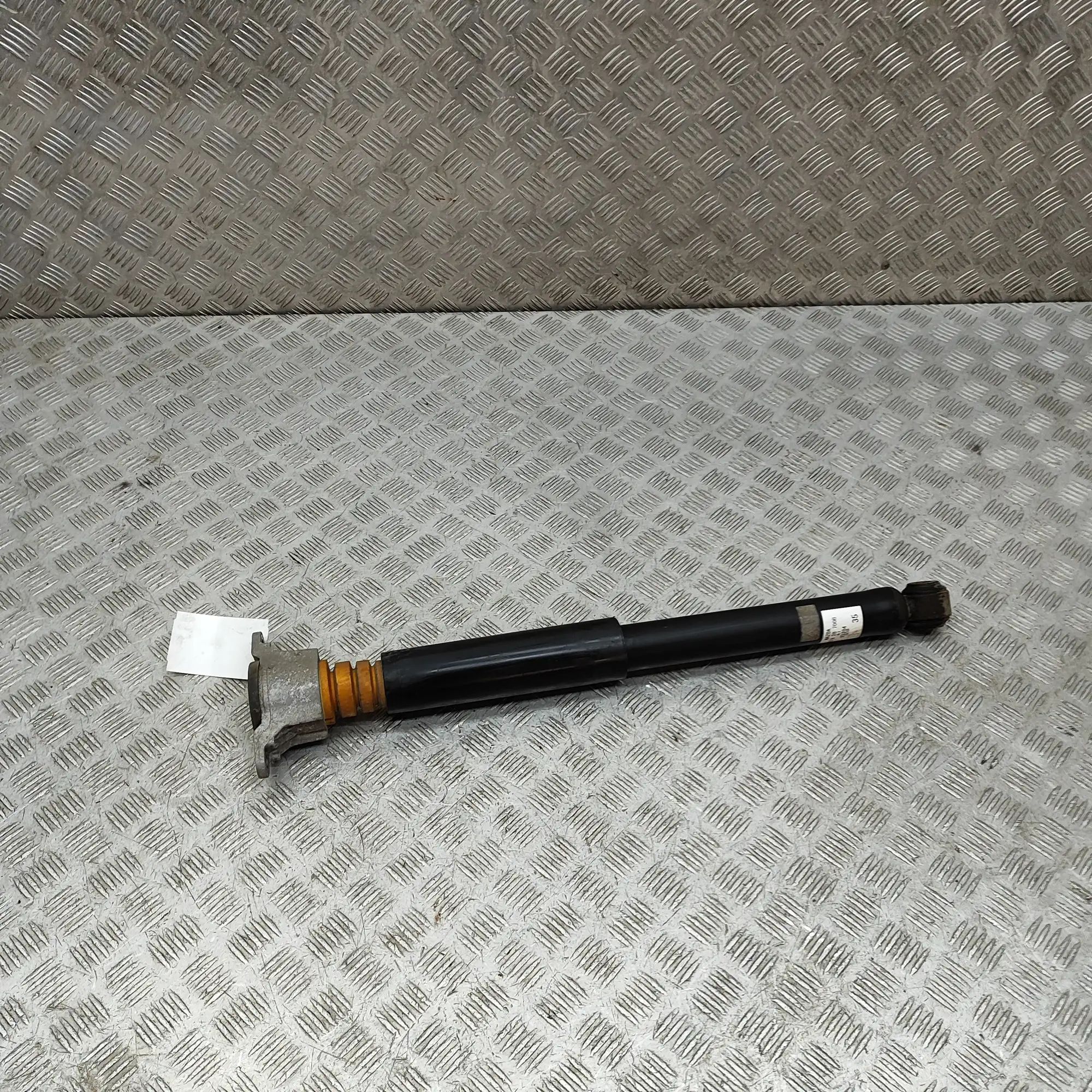 Mazda 6 (GJ / GL) Shock absorber — rear left Shock absorber — rear left — MAZDA 6 (Estate GJ...