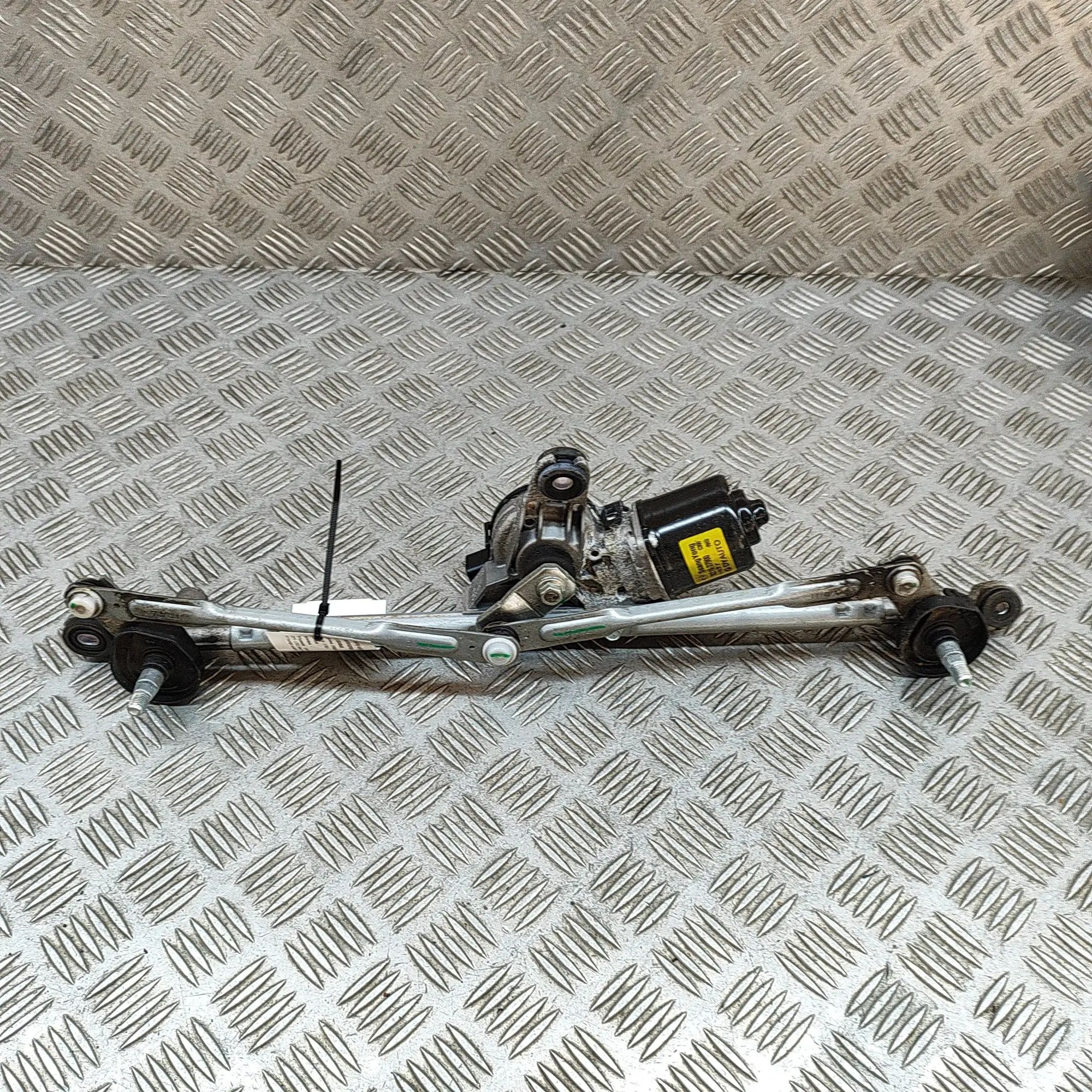 Ssangyong Korando Front Windshield Wiper Mechanism Front Windshield Wiper Mechanism — SSANGYONG KO...