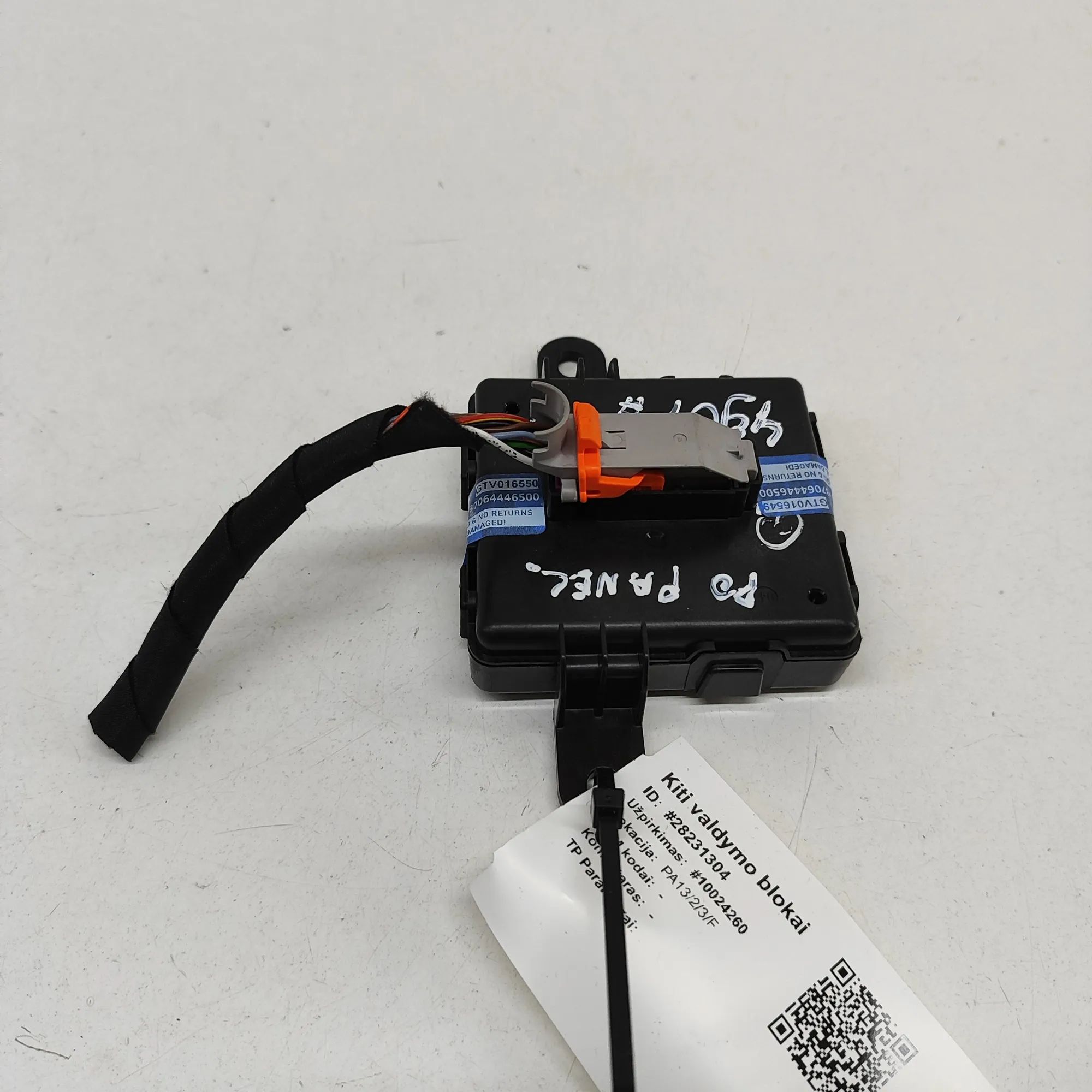 Skoda Octavia Keyless Control Unit Keyless Control Unit — SKODA OCTAVIA (IV Combi ...