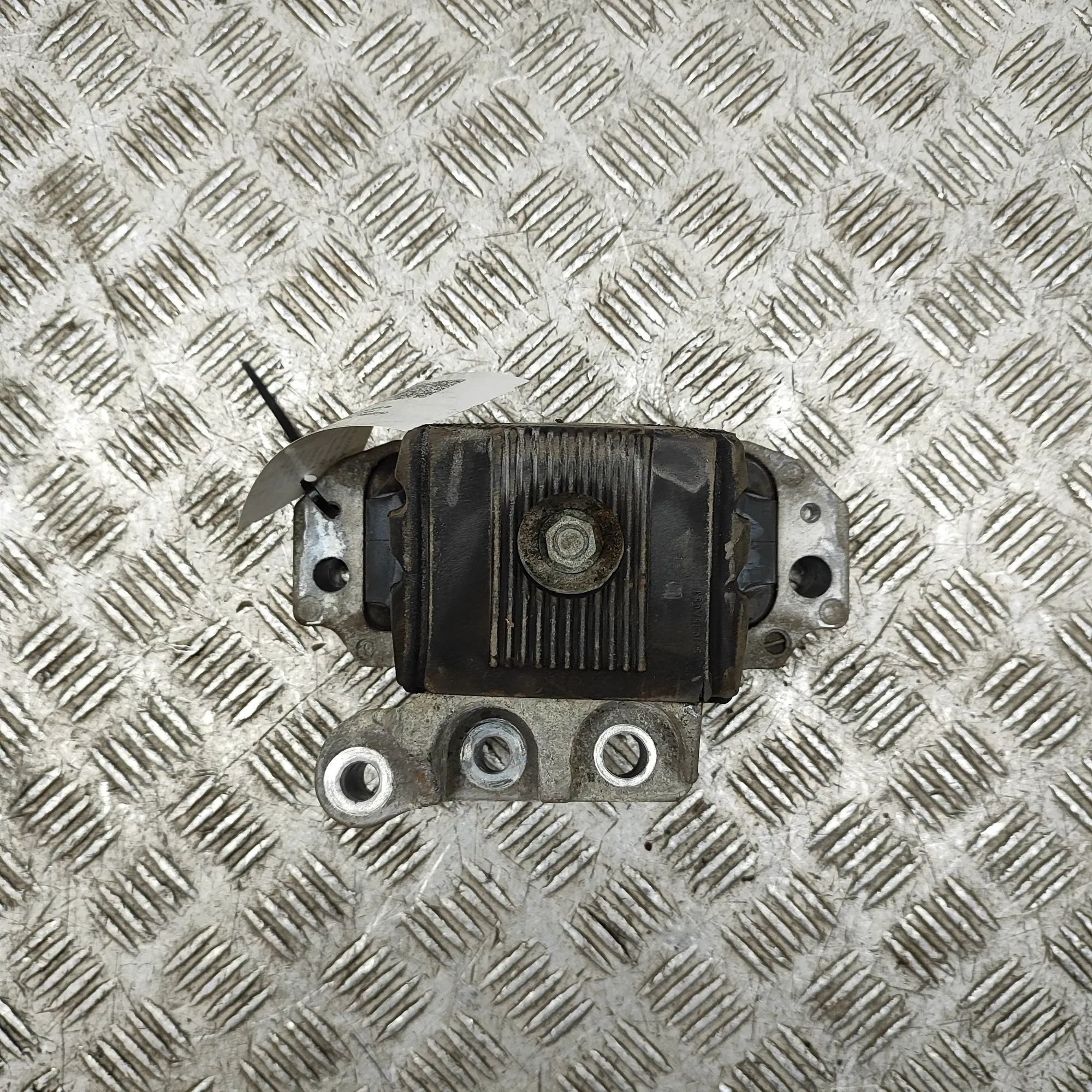 Mitsubishi Outlander Right Side Engine Mount Right Side Engine Mount — MITSUBISHI OUTLANDER ...