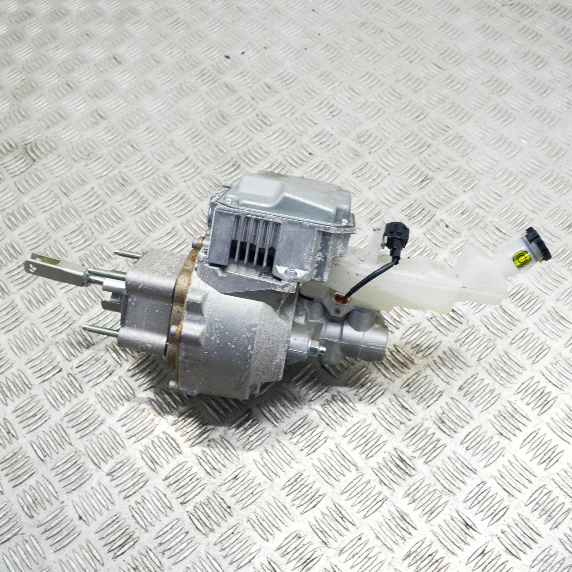 Nissan Leaf Brake Servo Booster Brake Servo Booster — NISSAN LEAF (ZE1) (2017-....