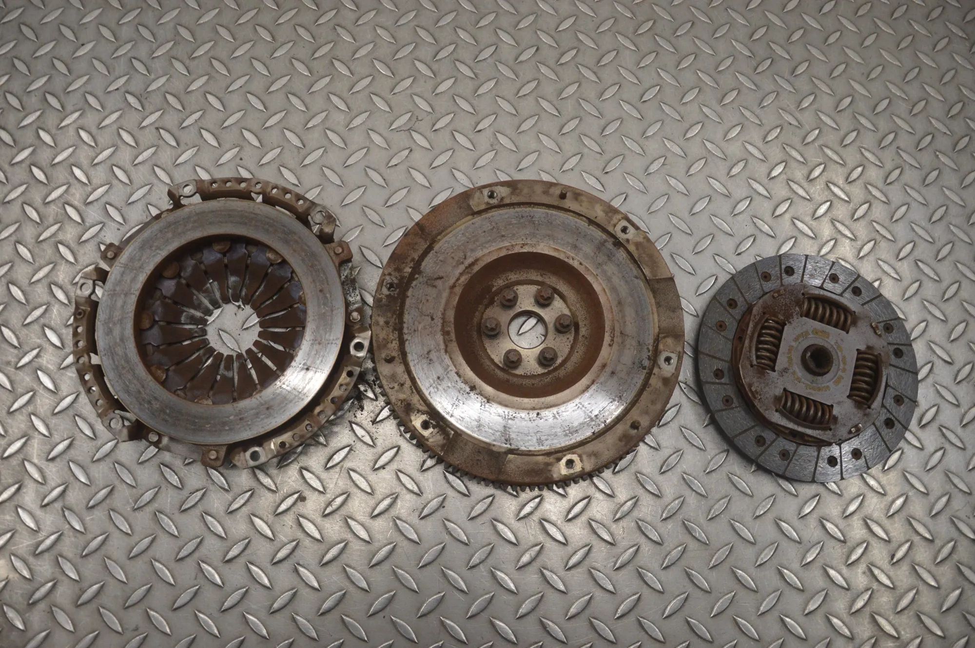 Ford Fiesta clutch kit Clutch kit — FORD FIESTA (VI Van) (2009-...) — ...