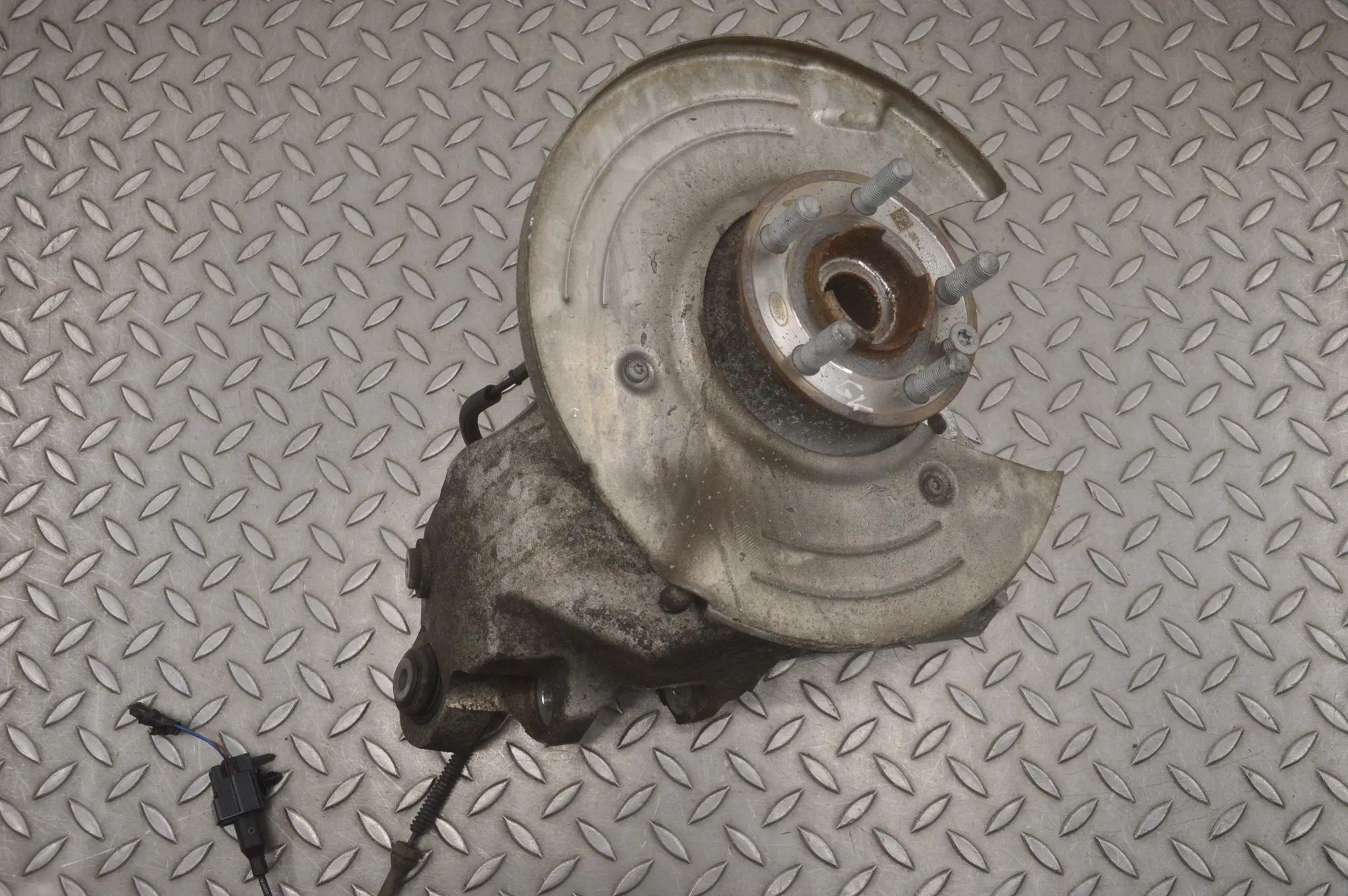 Land Rover Range Rover Velar Rear Left Wheel Hub Spindle