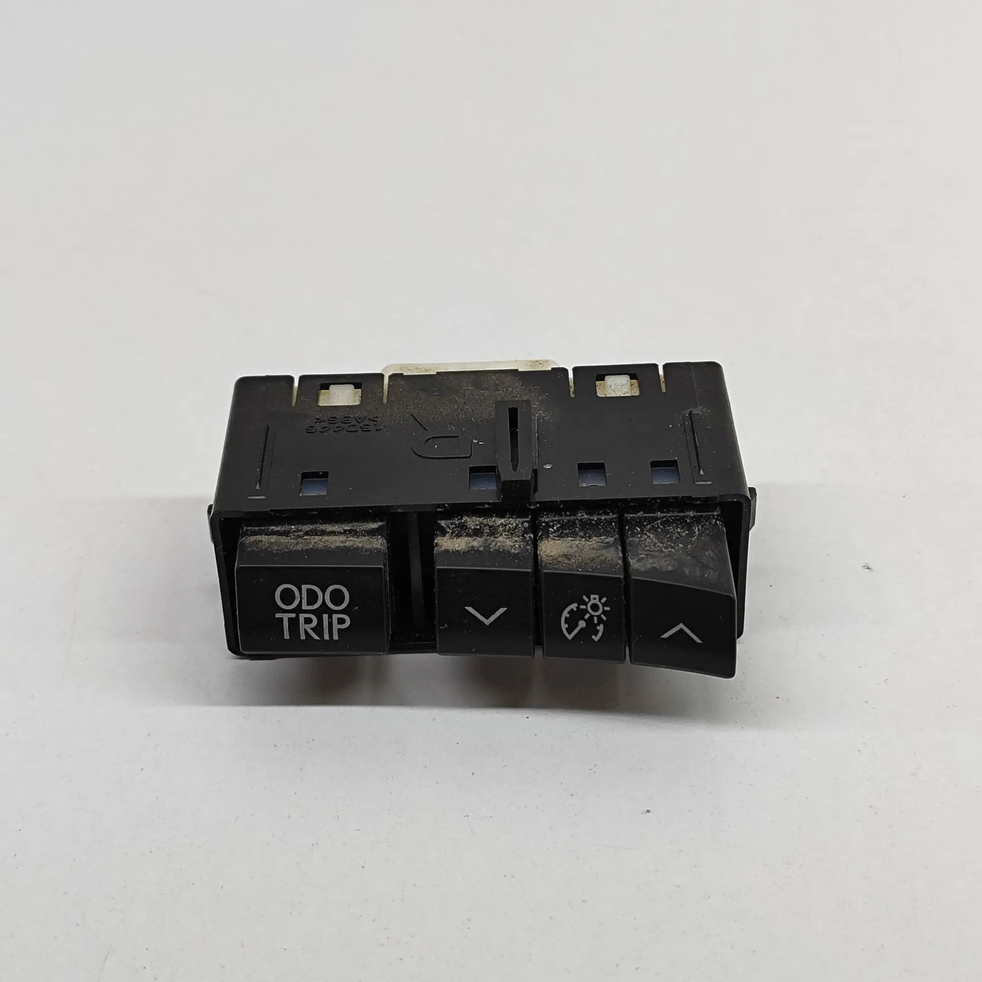 Lexus RX katkaisijat Switches — LEXUS RX (_L2_) (2015-...) — 84975-4...