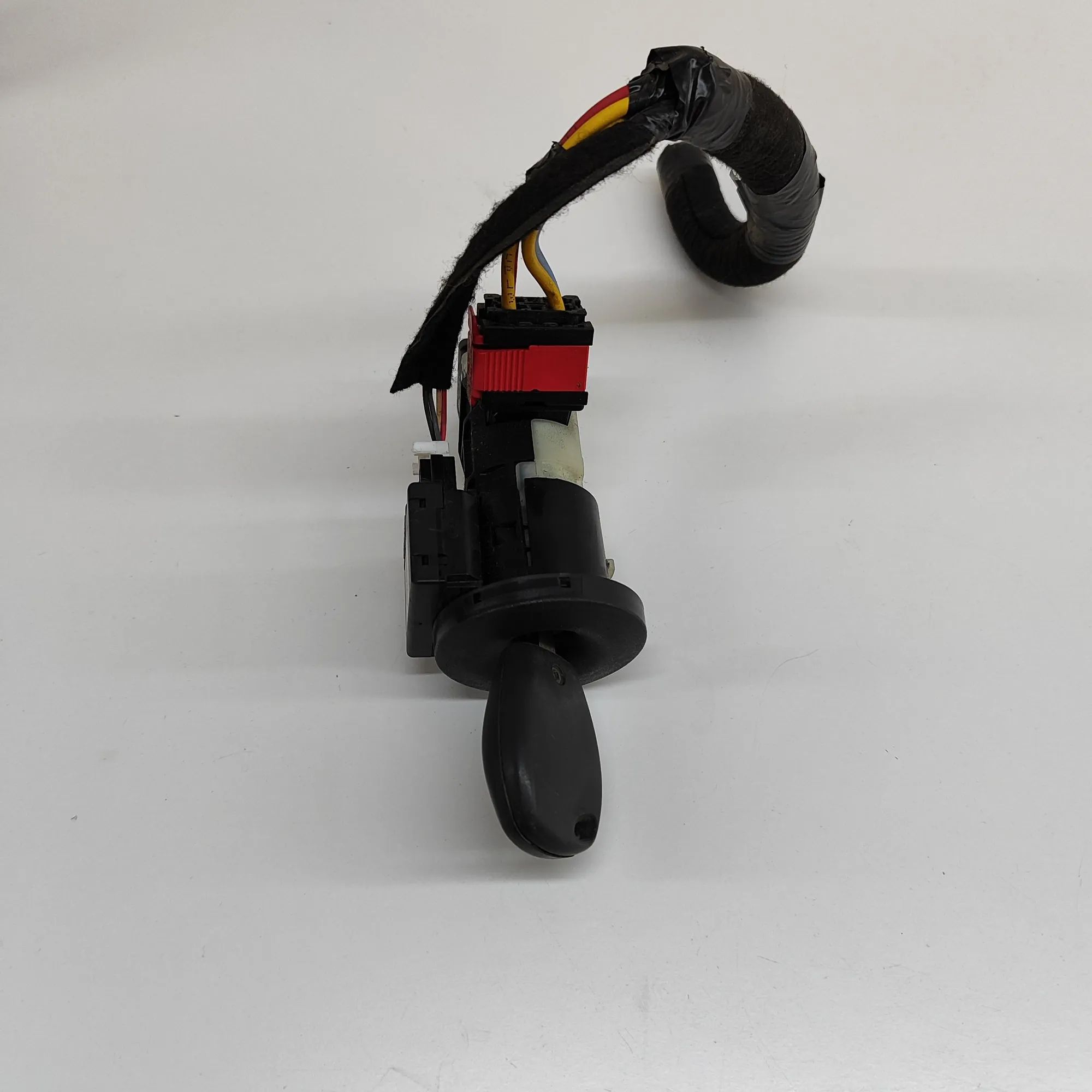 Opel Vivaro (B) Ignition lock Ignition lock — OPEL VIVARO (Combi) (2014-...) ...