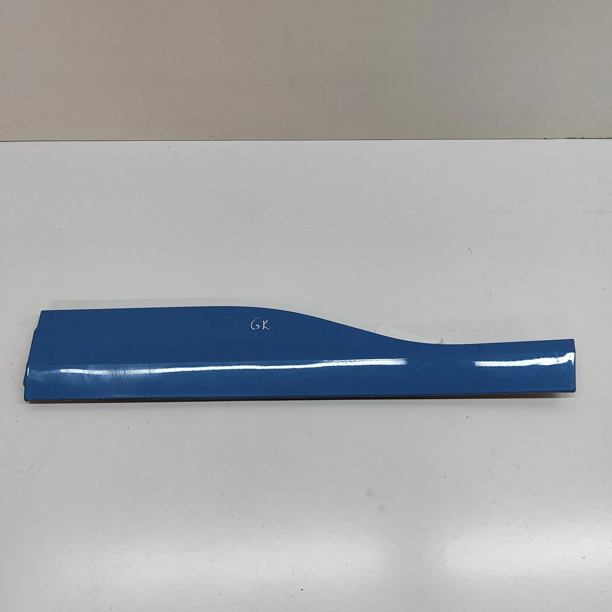 Hyundai Kona Lower door moulding — rear left Lower door moulding — rear left — HYUNDAI KONA ...